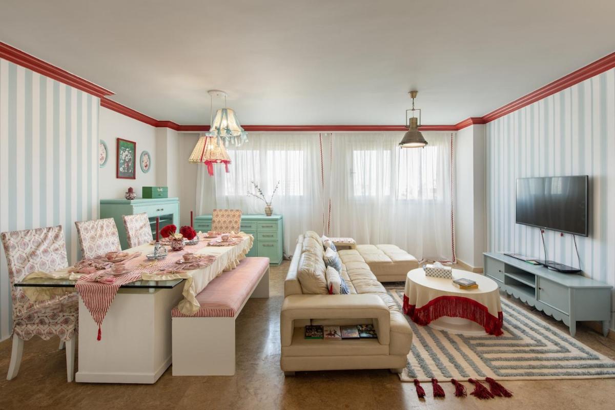 Cozy Dokki khan DownTowen