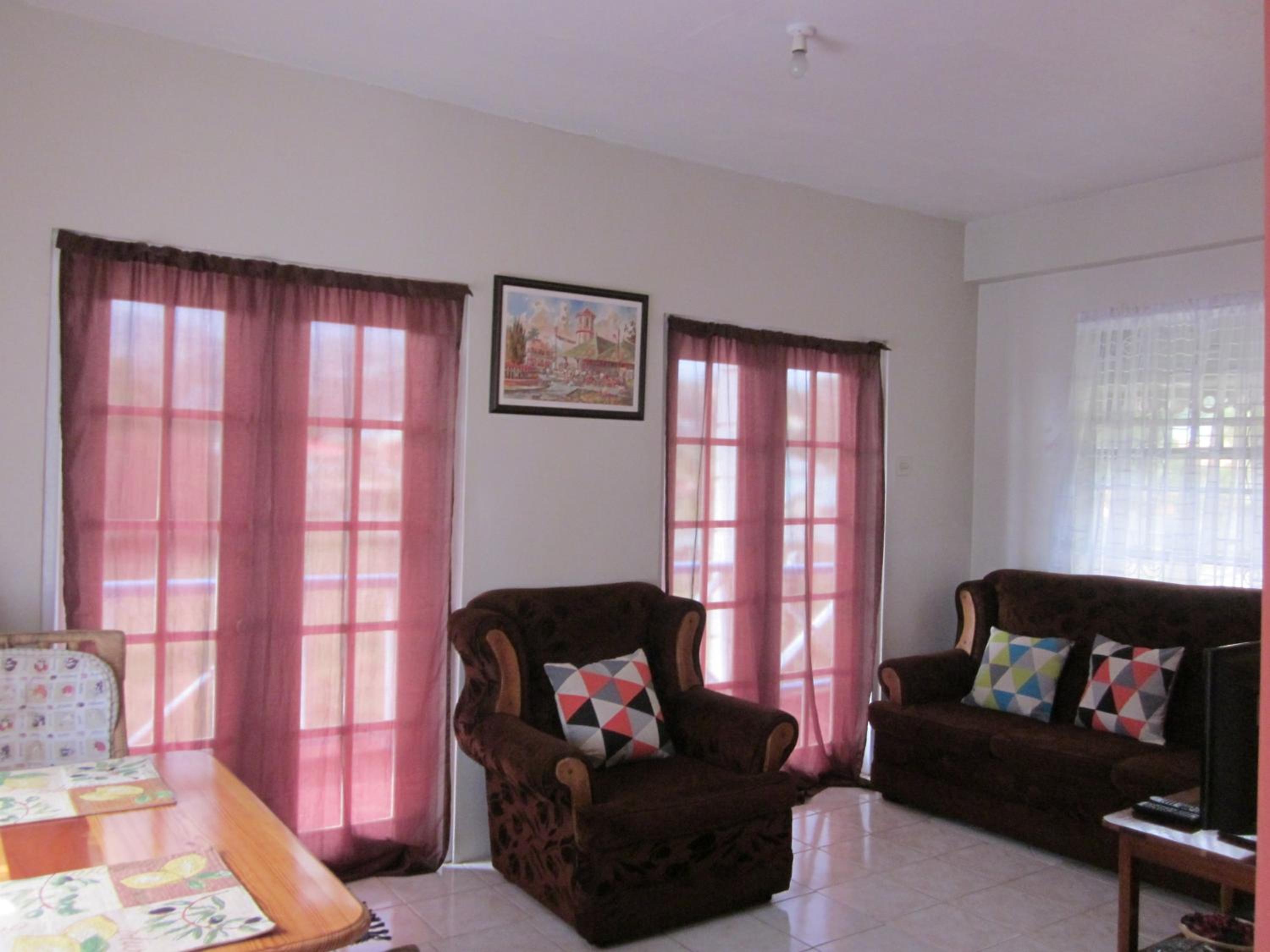 Buttercup Cottage Apartments