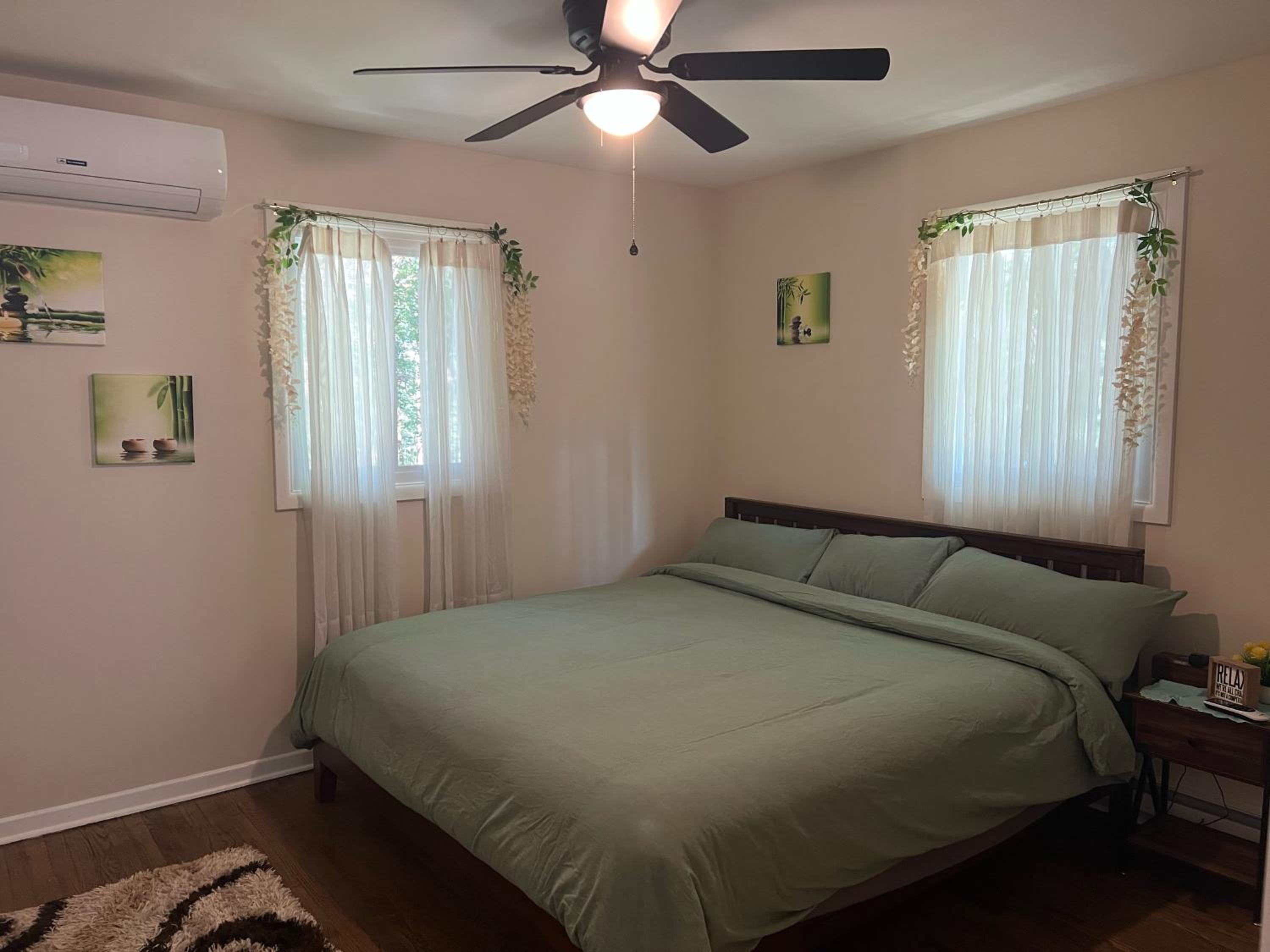 Evergreen Escapes 4 BR with Game Room, Firepit near Kalahari and Camelback