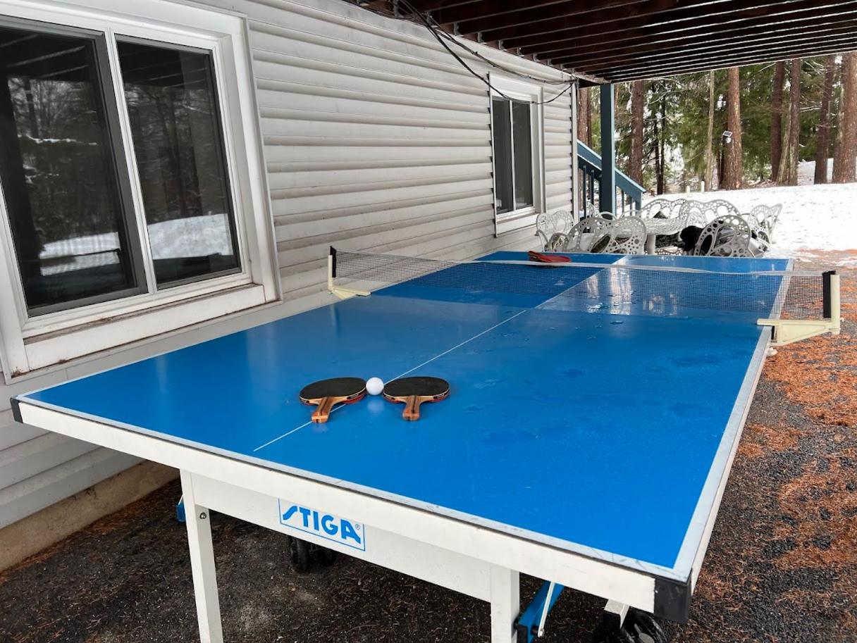 Evergreen Escapes 4 BR with Game Room, Firepit near Kalahari and Camelback