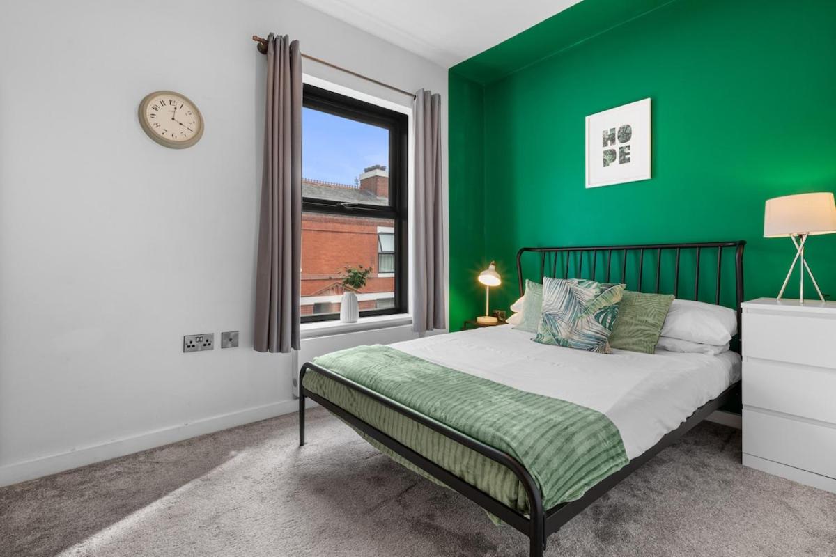 Beresford Place, Stylish 3 bedroom house, Free parking, Ideal for City trips