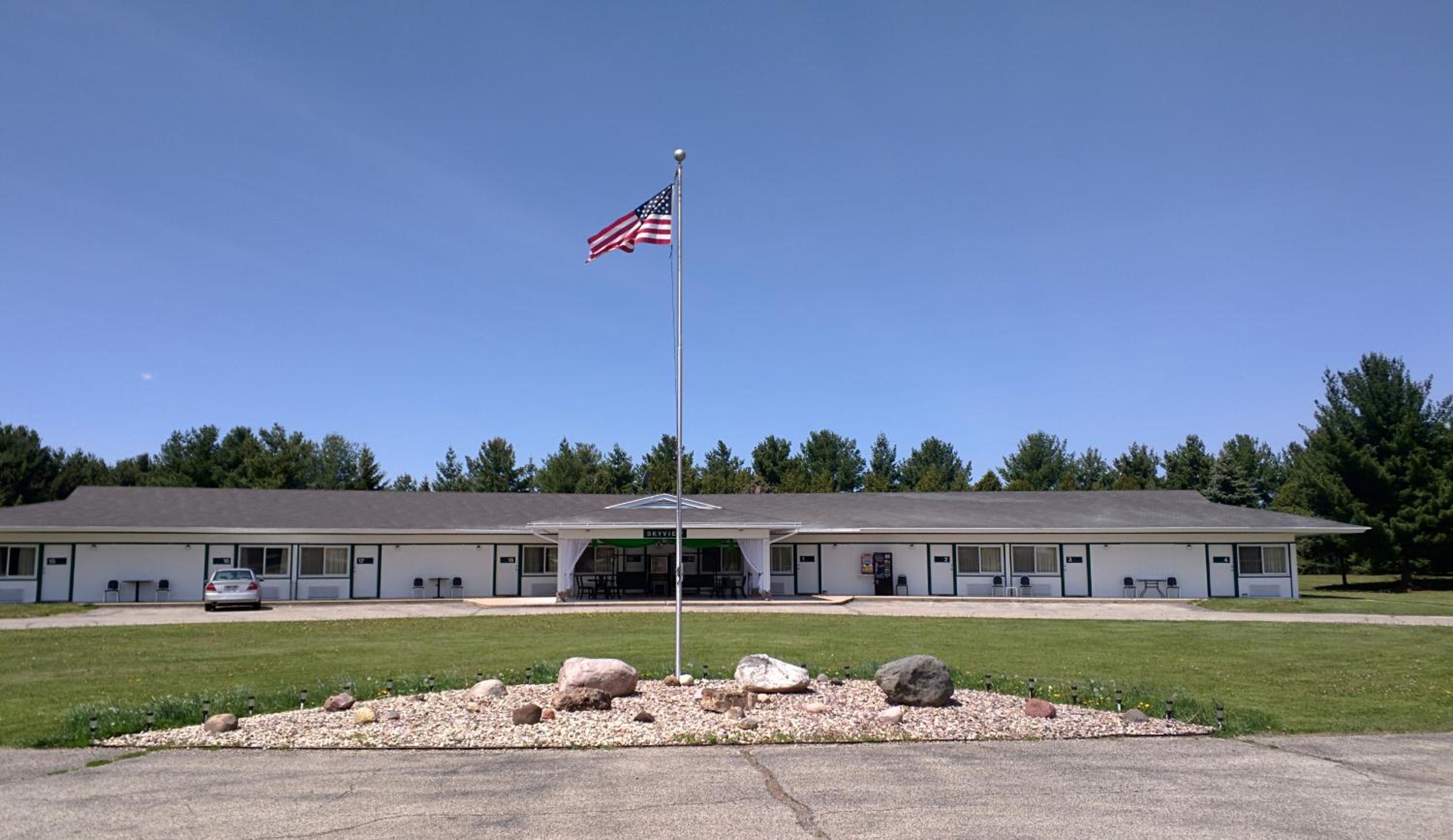 Skyview Motel - Prairie du Sac view 5