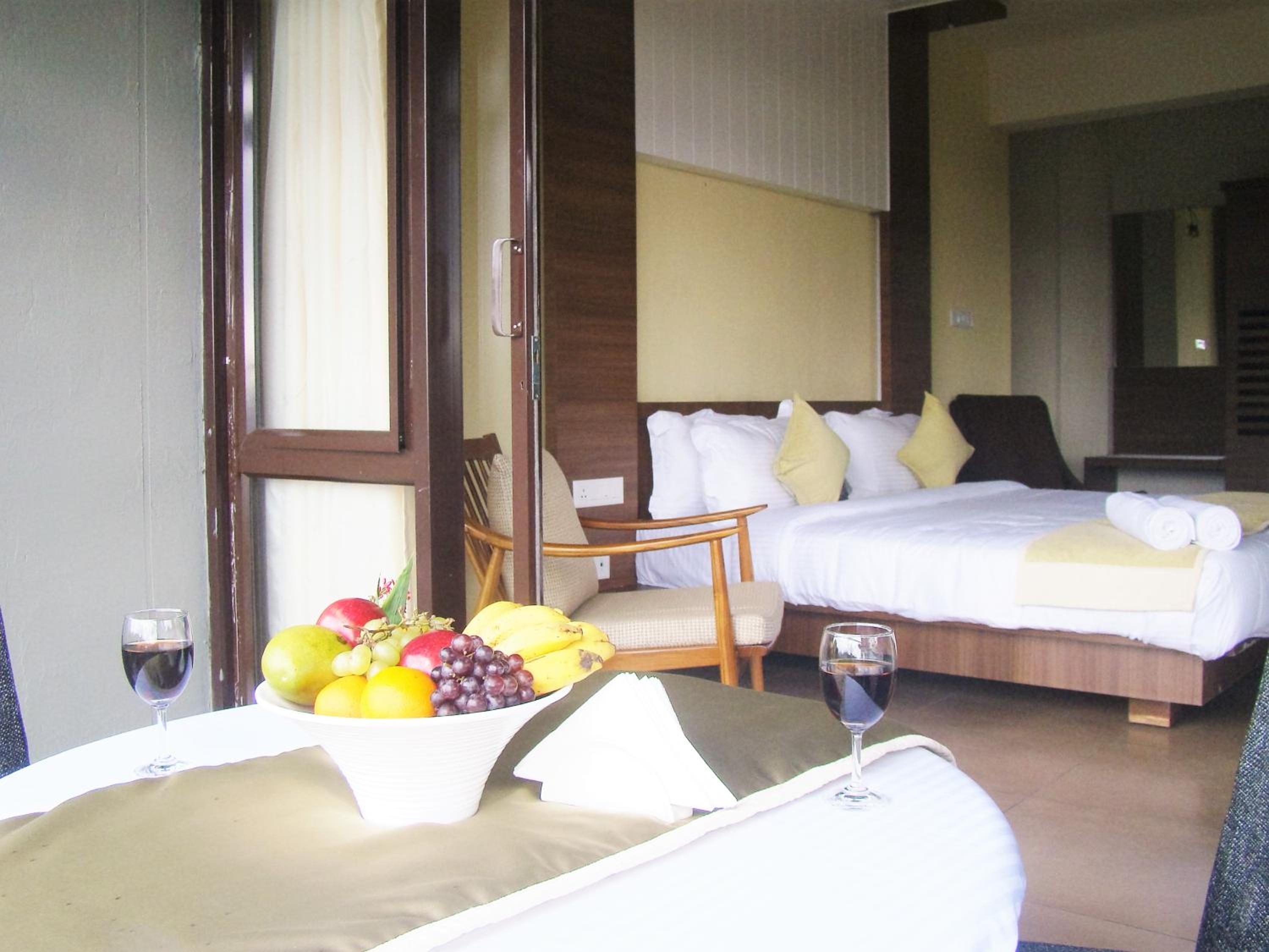 The Mountain Courtyard Thekkady