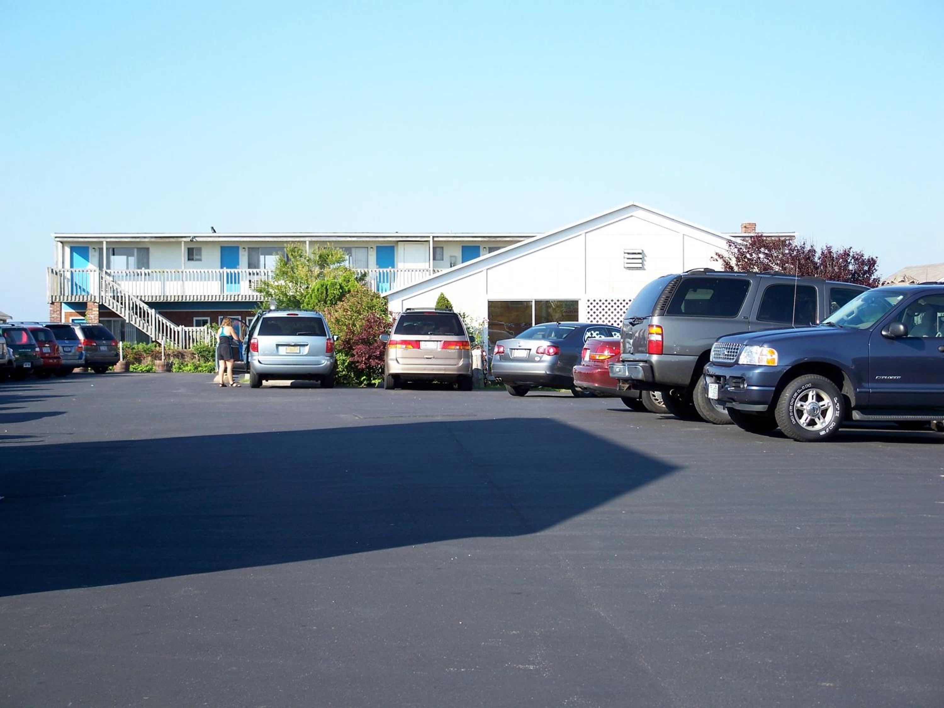 Blue Sea Motor Inn