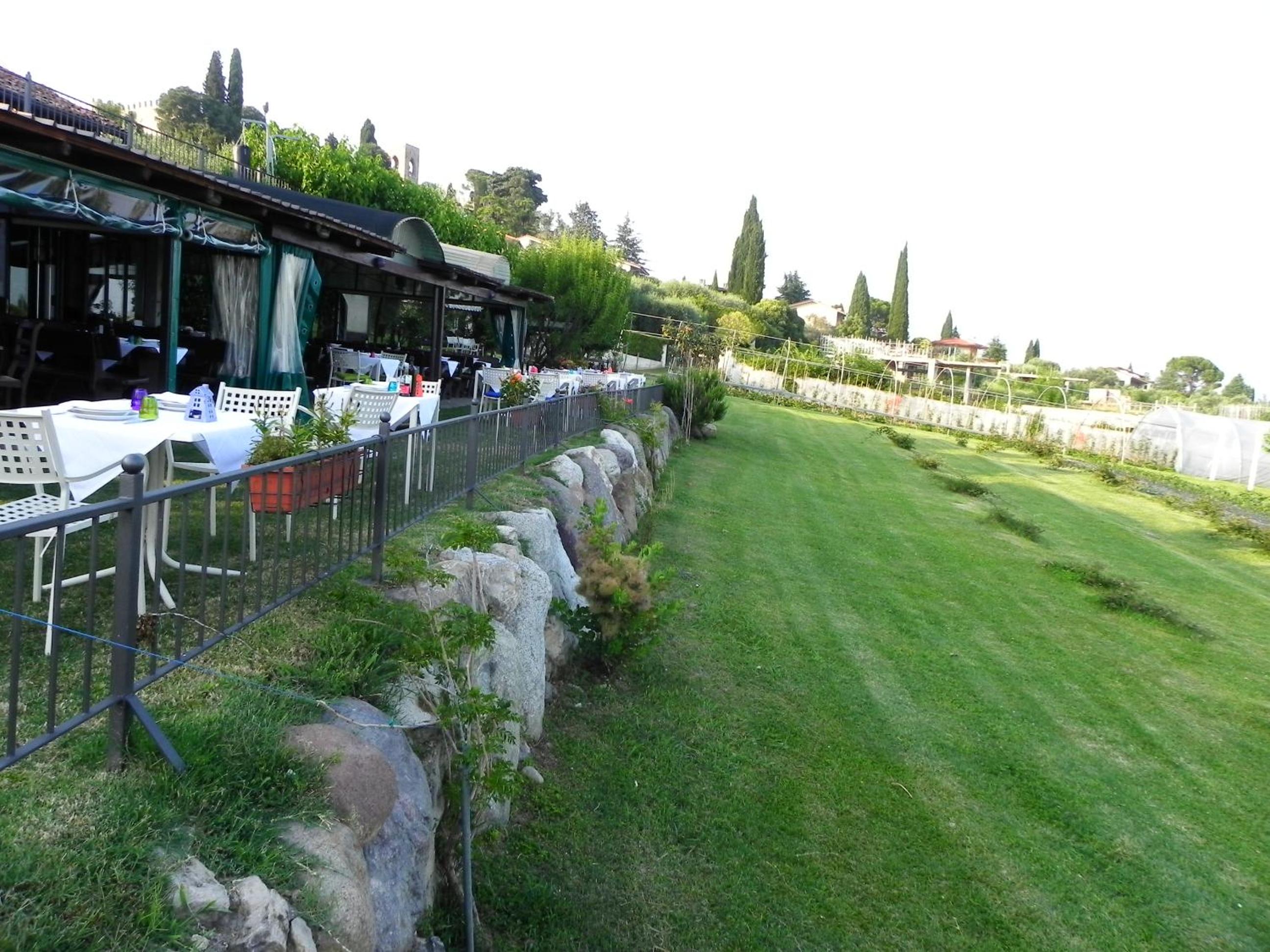 Photo 26