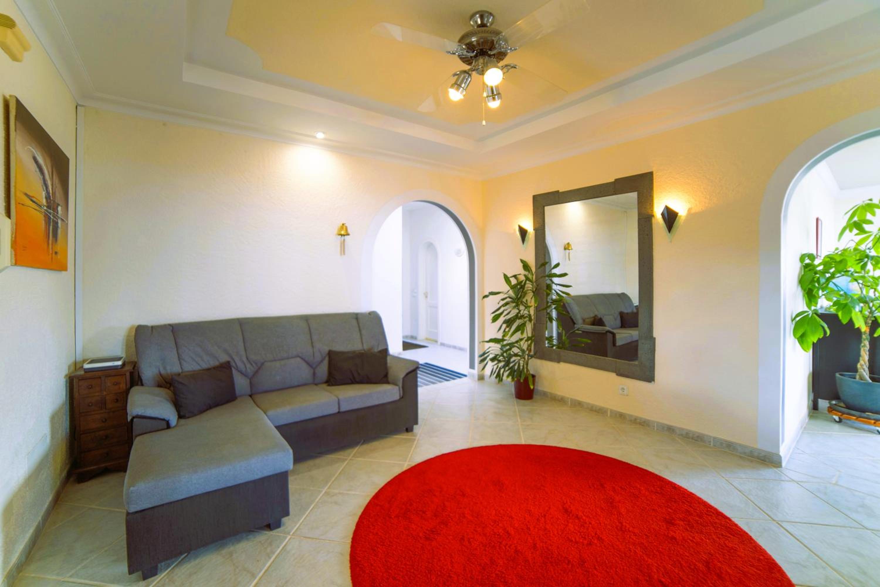 Villa MADORA - private pool, amazing garden, sea view, quiet location