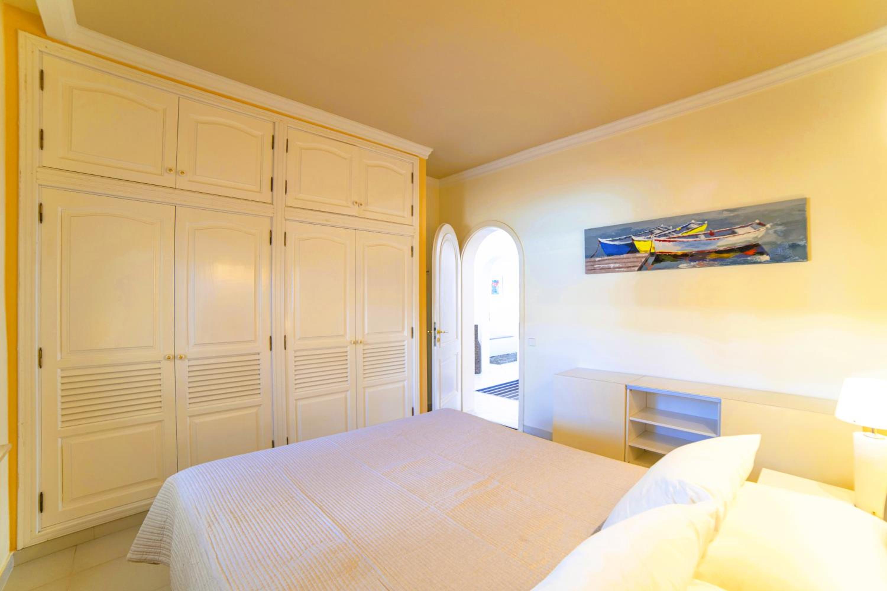 Villa MADORA - private pool, amazing garden, sea view, quiet location