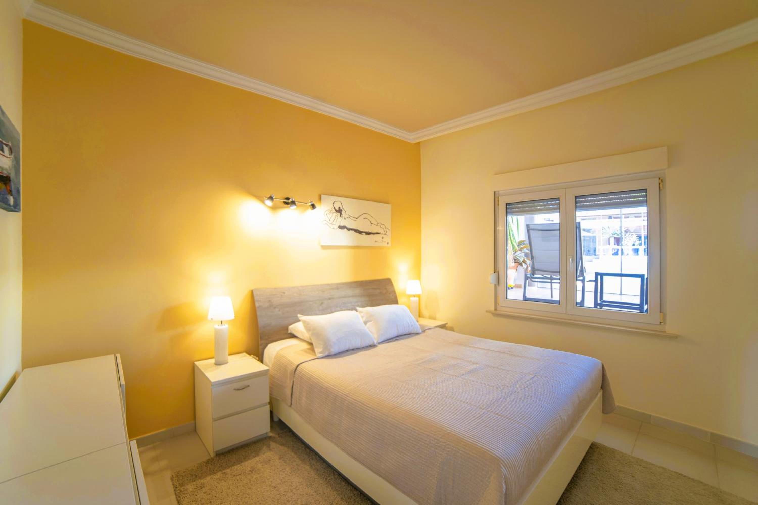 Villa MADORA - private pool, amazing garden, sea view, quiet location