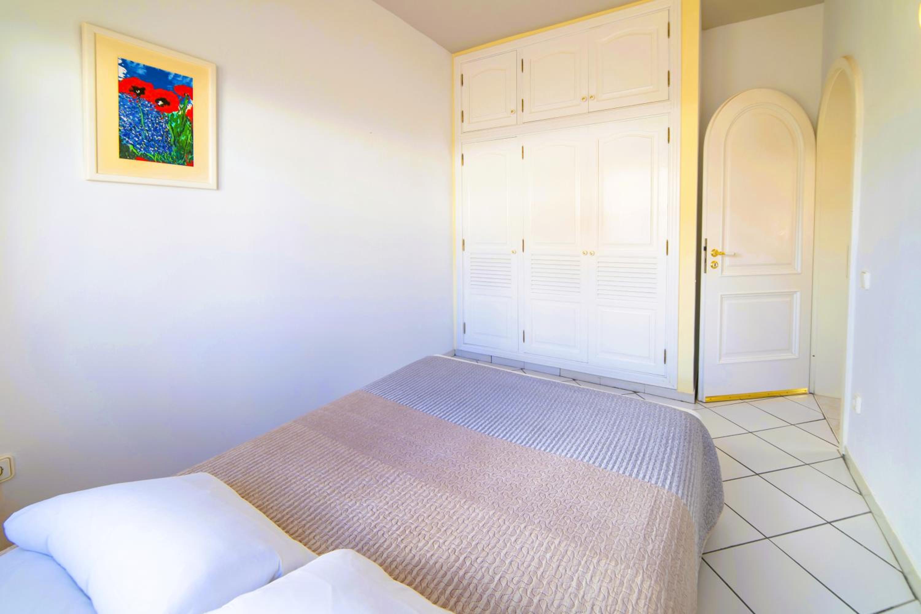 Villa MADORA - private pool, amazing garden, sea view, quiet location