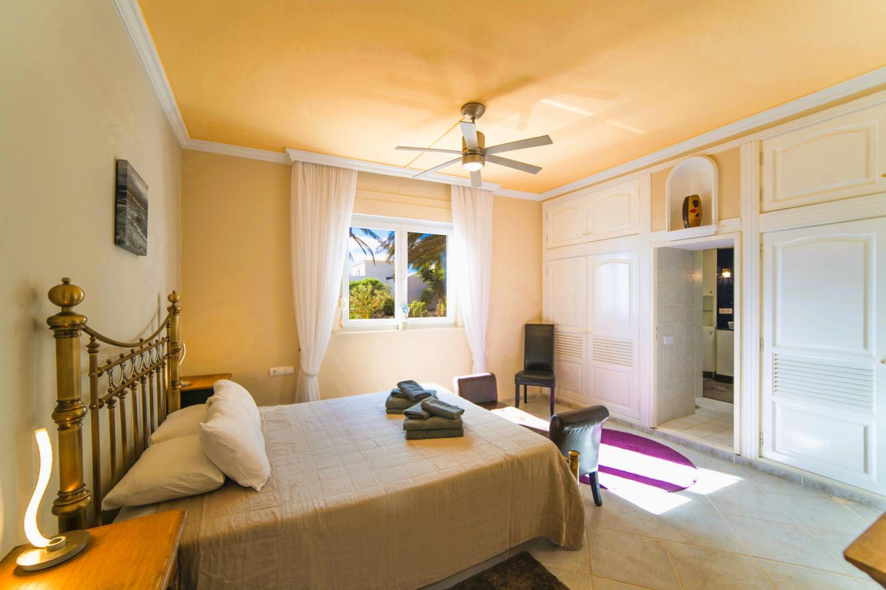 Villa MADORA - private pool, amazing garden, sea view, quiet location