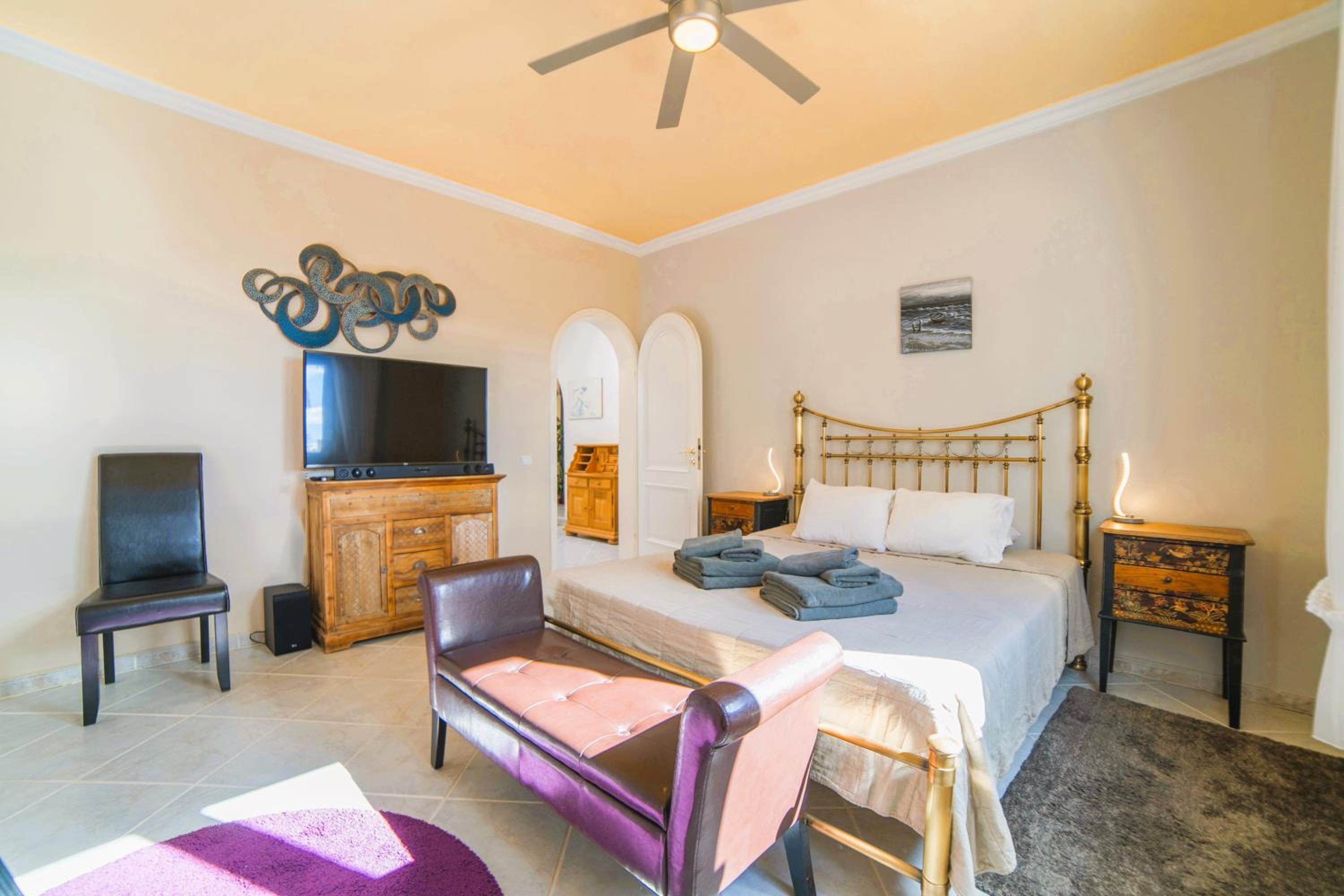 Villa MADORA - private pool, amazing garden, sea view, quiet location