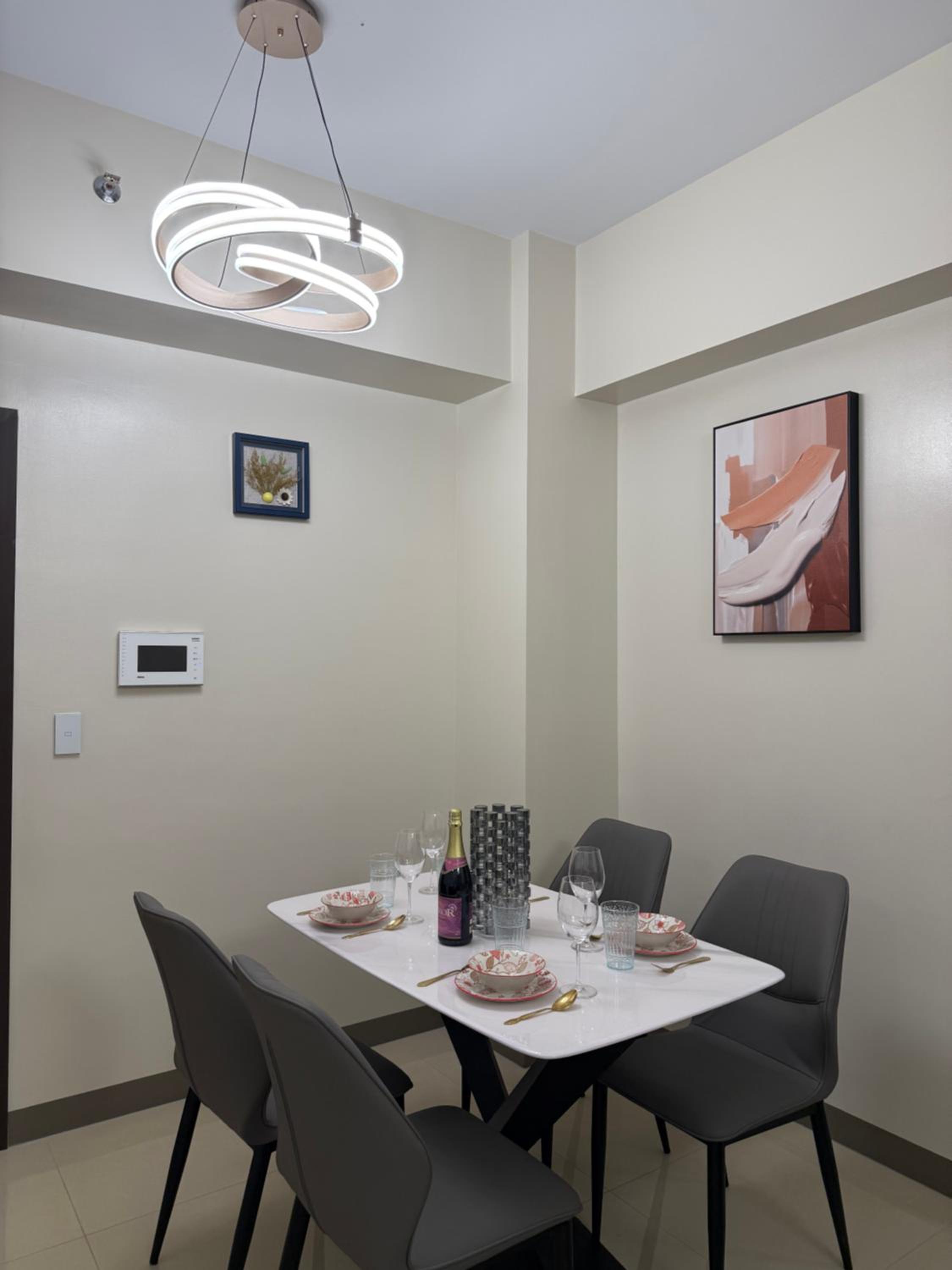 HomeMadeLuxury 3 Bedrooms Seaview Sunset View Near Manila Airports Okada MOA
