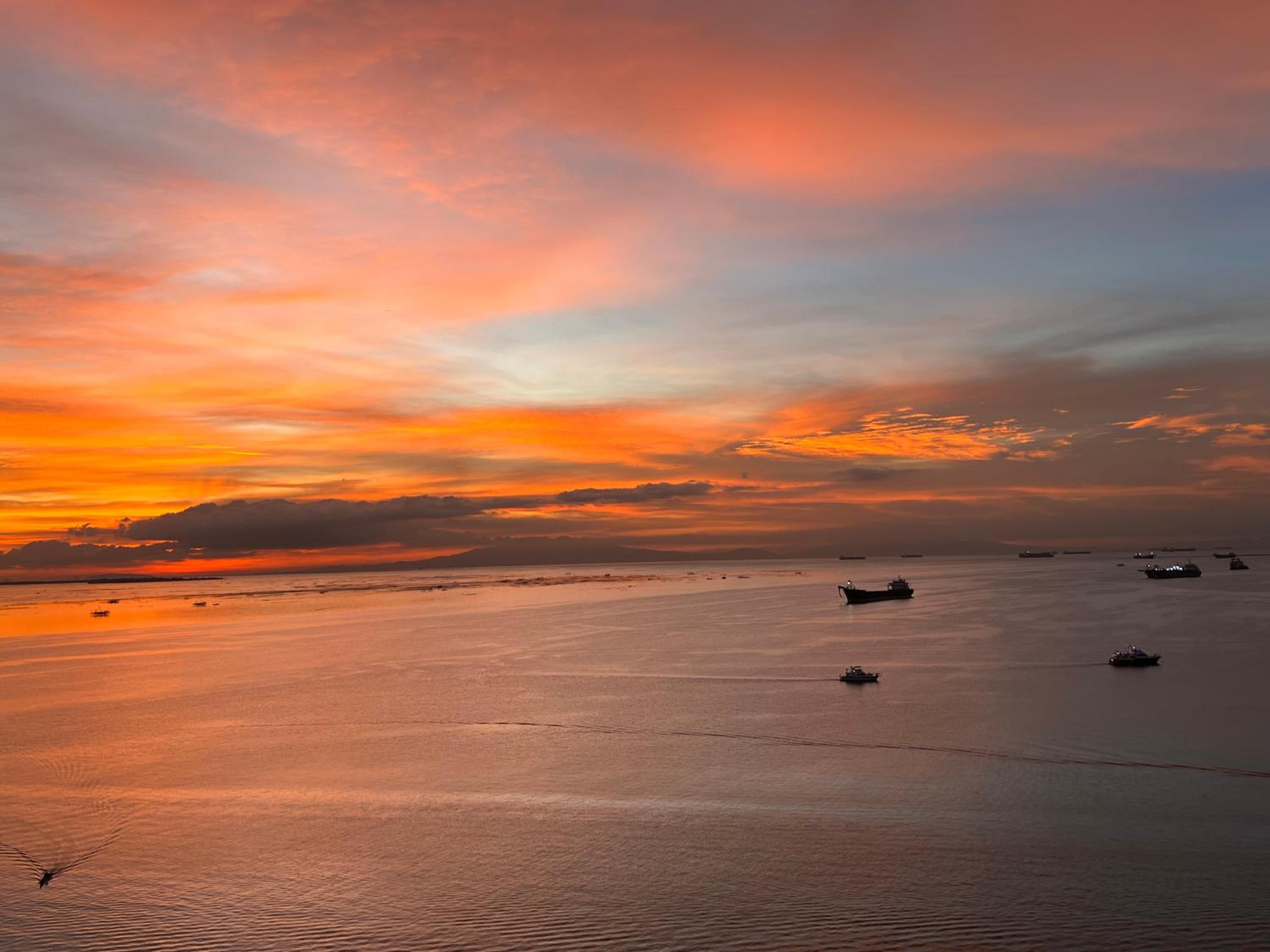 HomeMadeLuxury 3 Bedrooms Seaview Sunset View Near Manila Airports Okada MOA