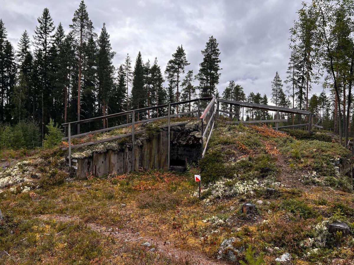 Hildas Hus with river view and spa