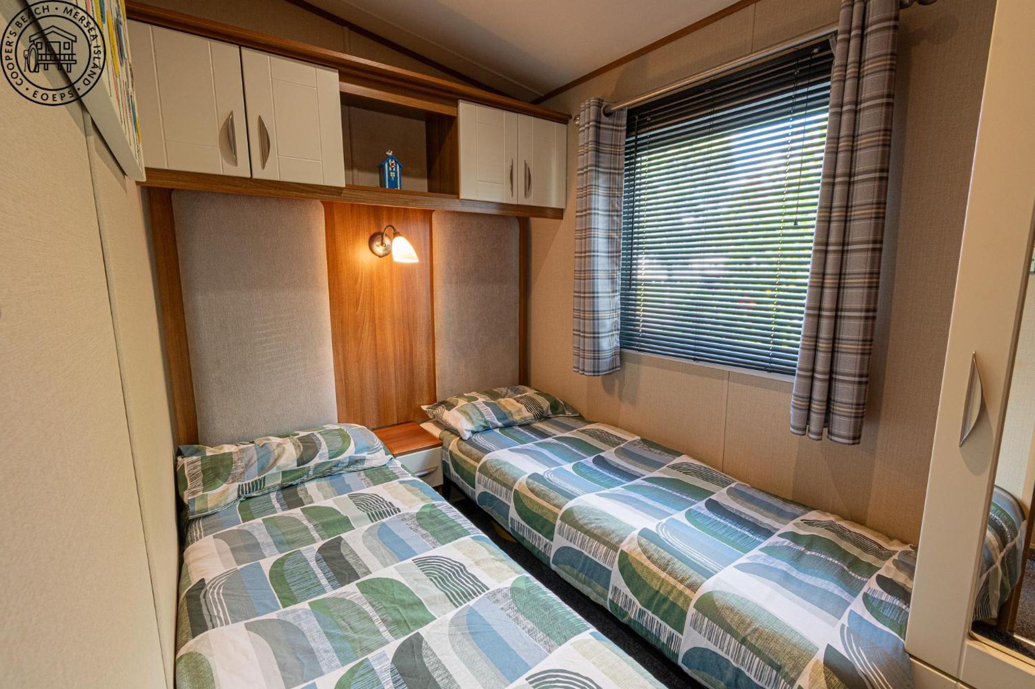 Caravan Hire Mersea Island - EOEPS