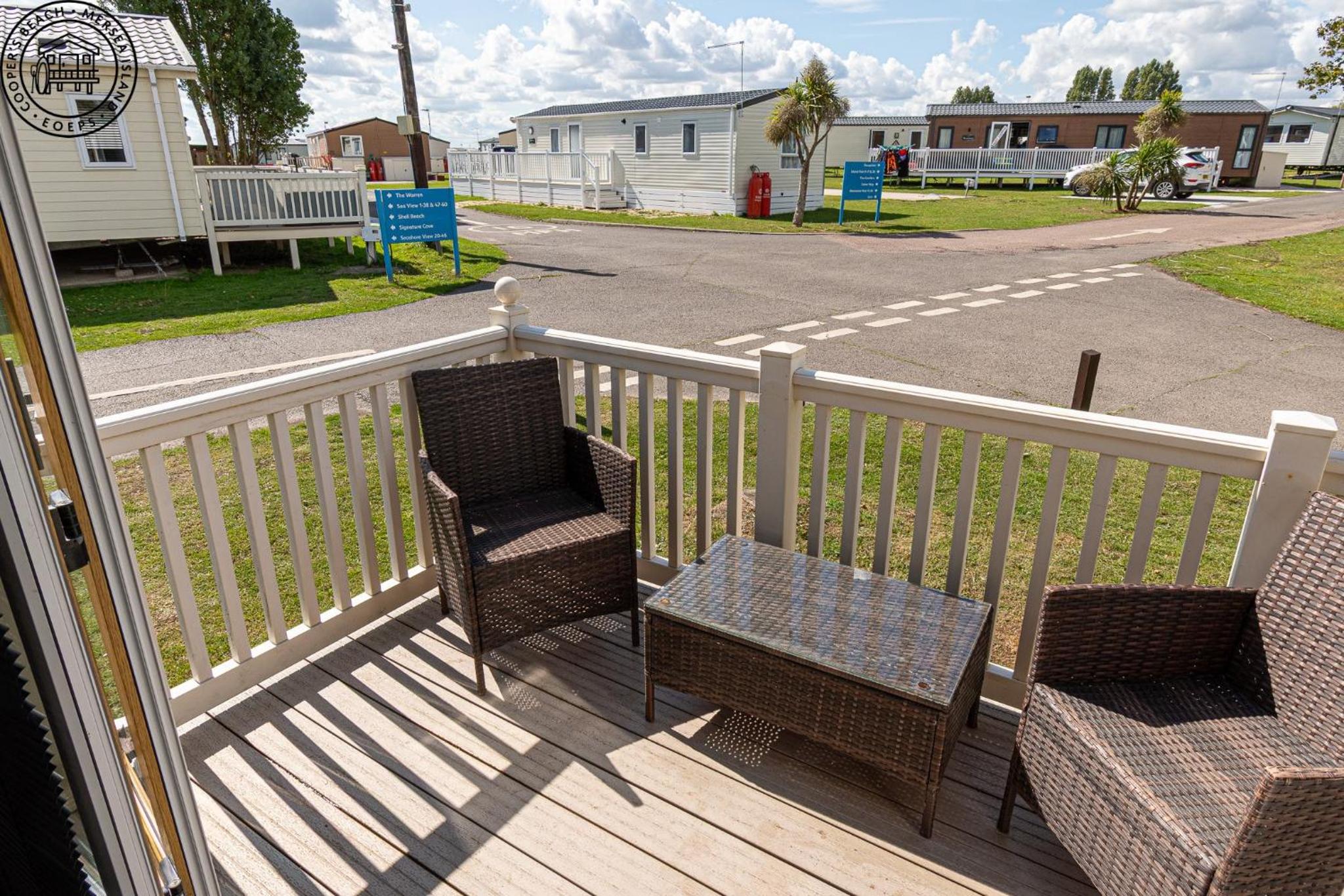 Caravan Hire Mersea Island - EOEPS