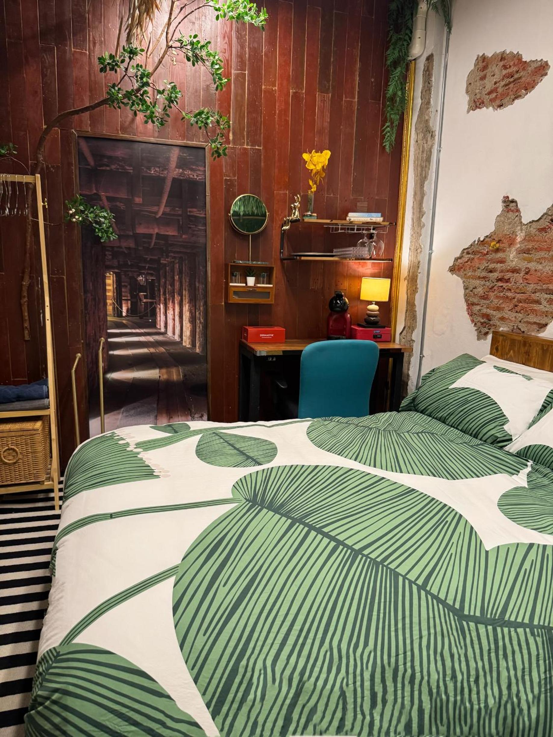 New York Loft & Japanese Magic by V4SKIN