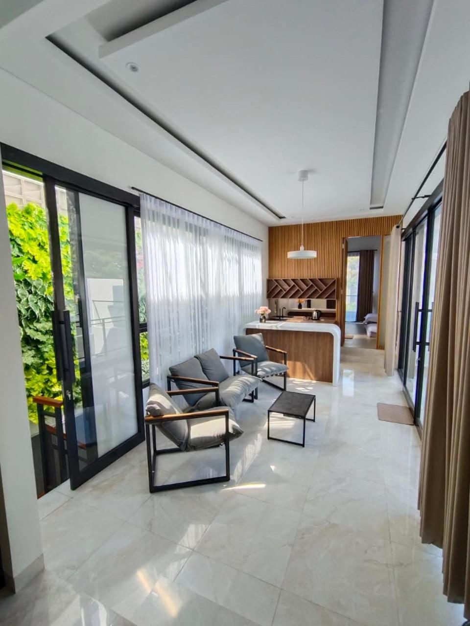 Reindhita Bliss Villa Batu