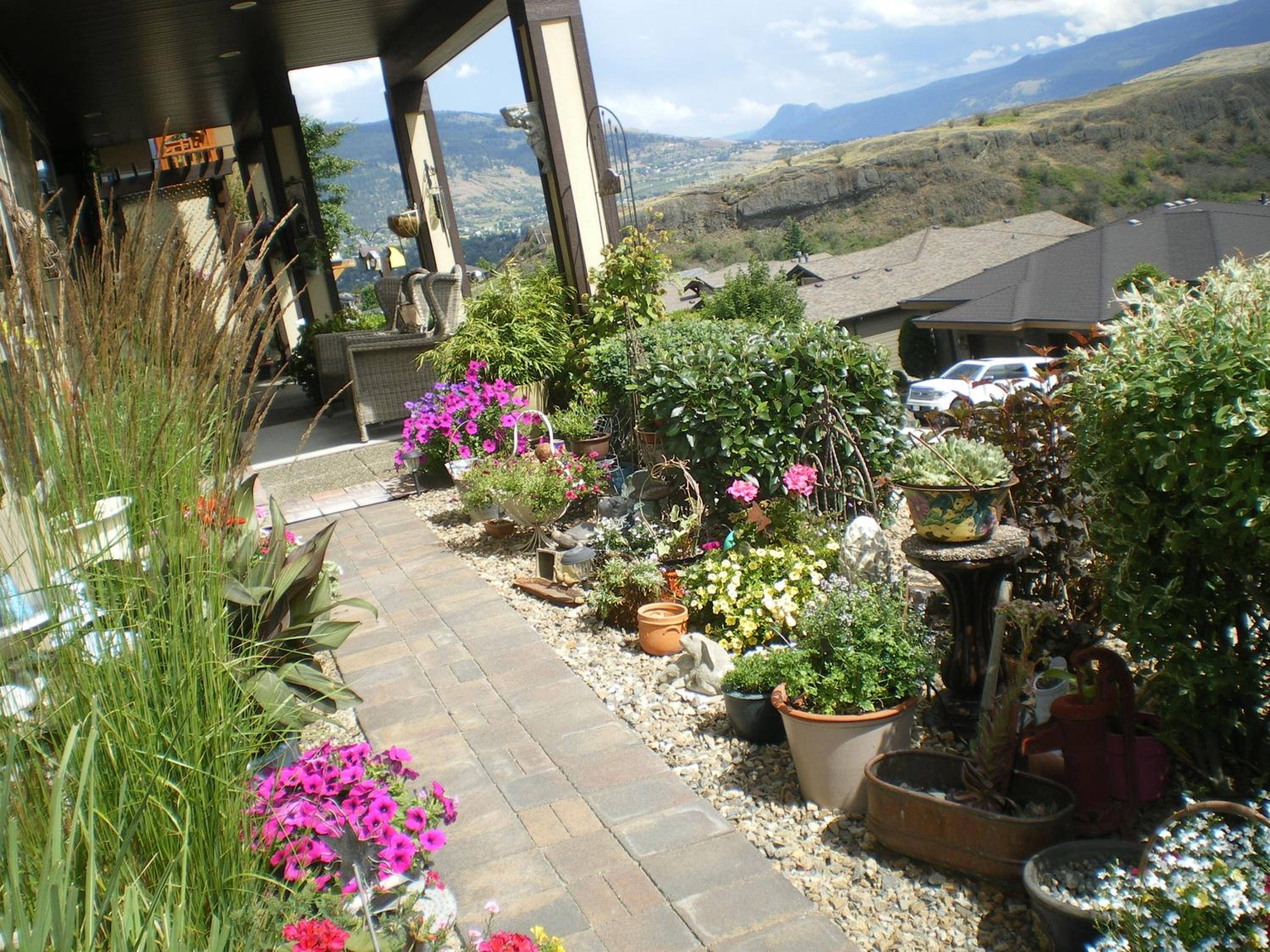 Turtle Mountain Inn