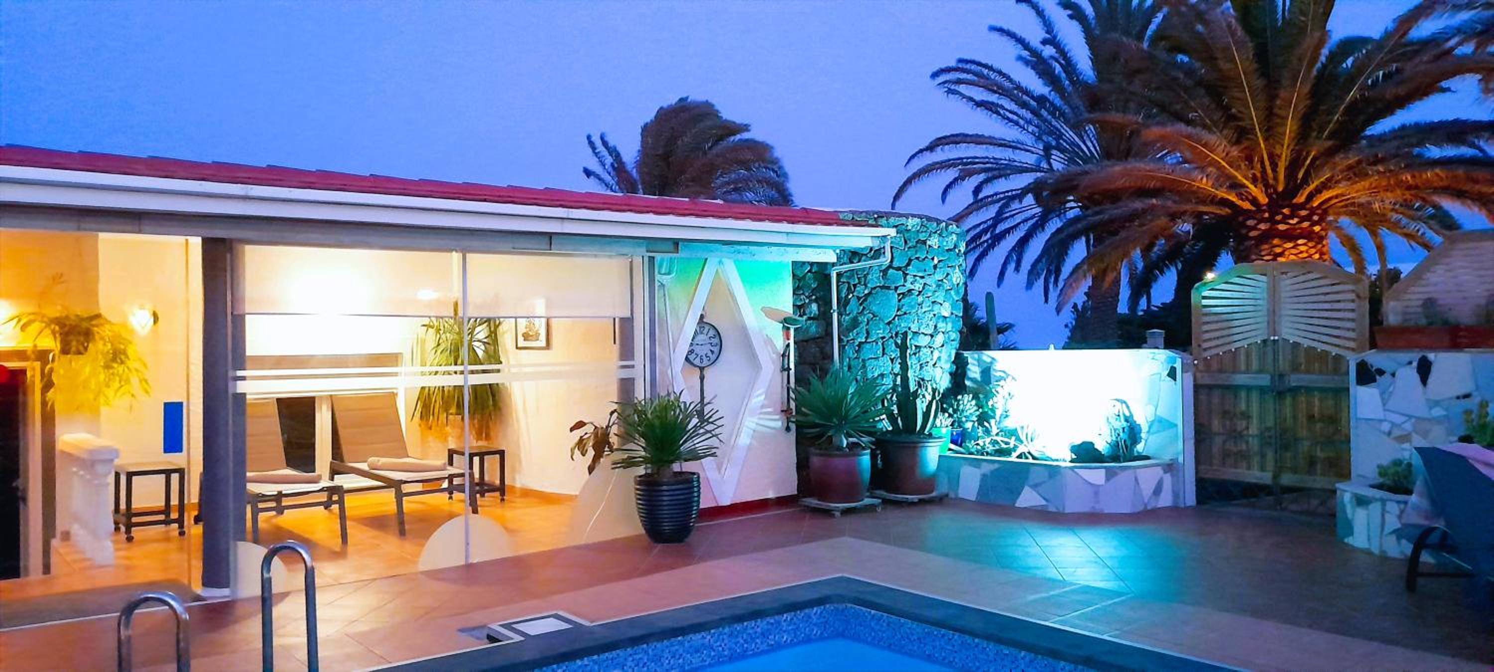 Villa MADORA - private pool, amazing garden, sea view, quiet location