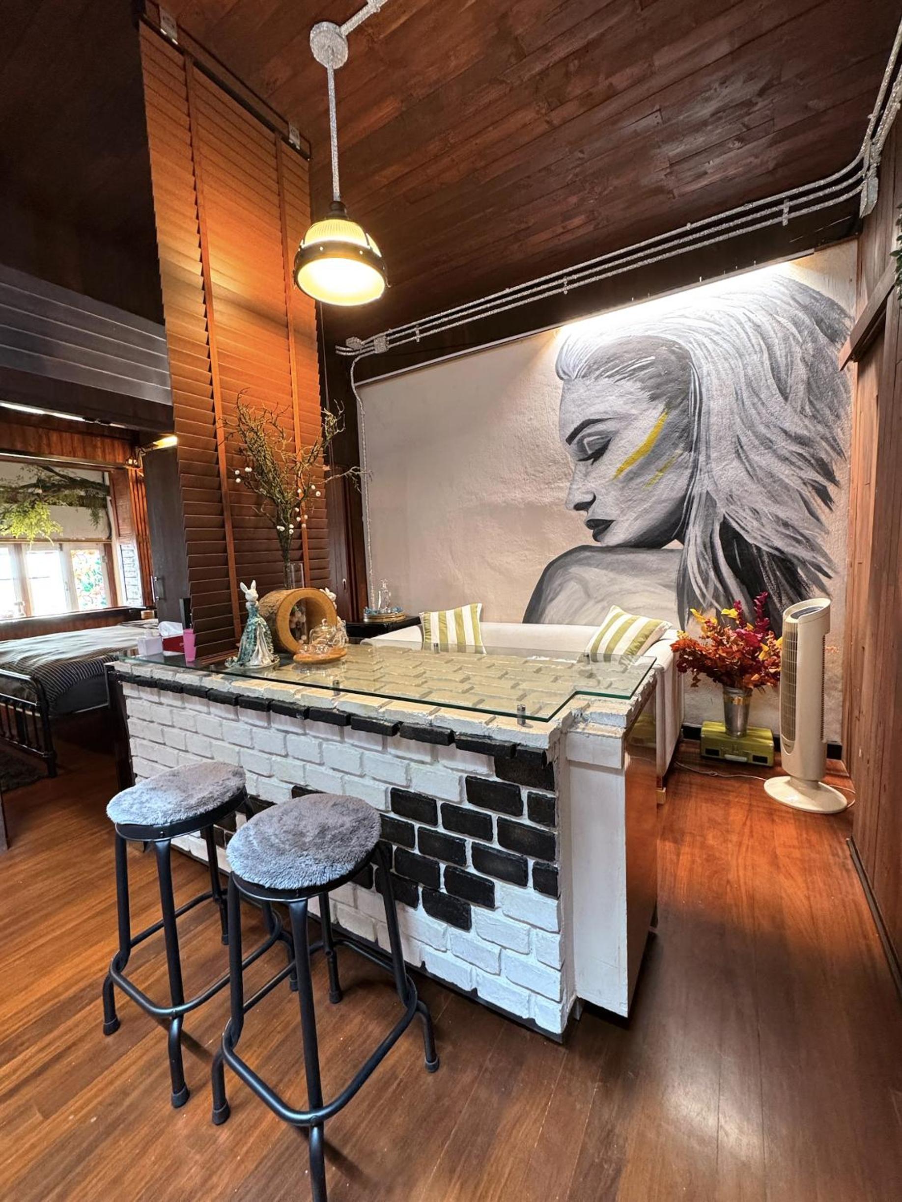 New York Loft & Japanese Magic by V4SKIN