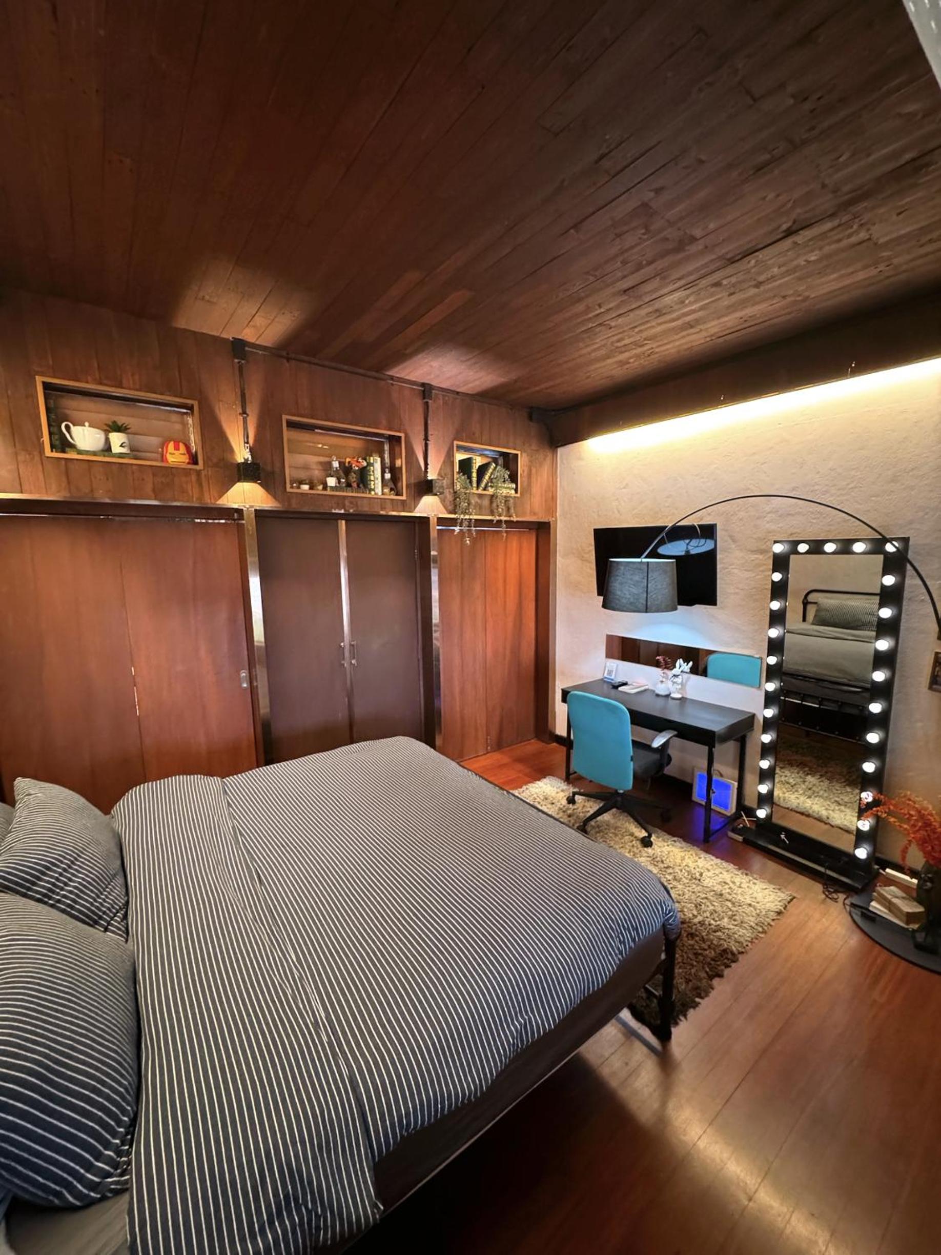 New York Loft & Japanese Magic by V4SKIN