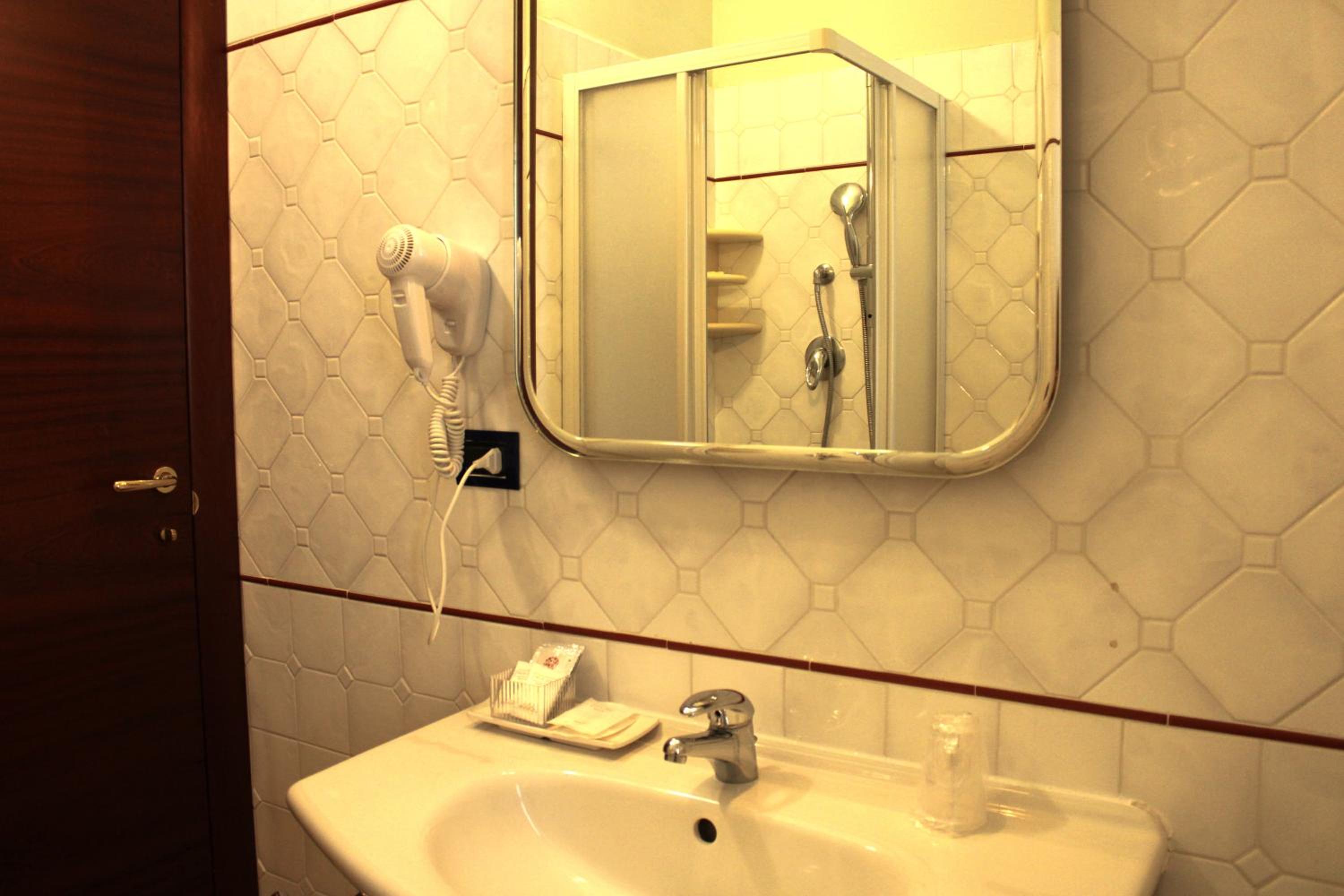 Hotel L'AQUILA 99