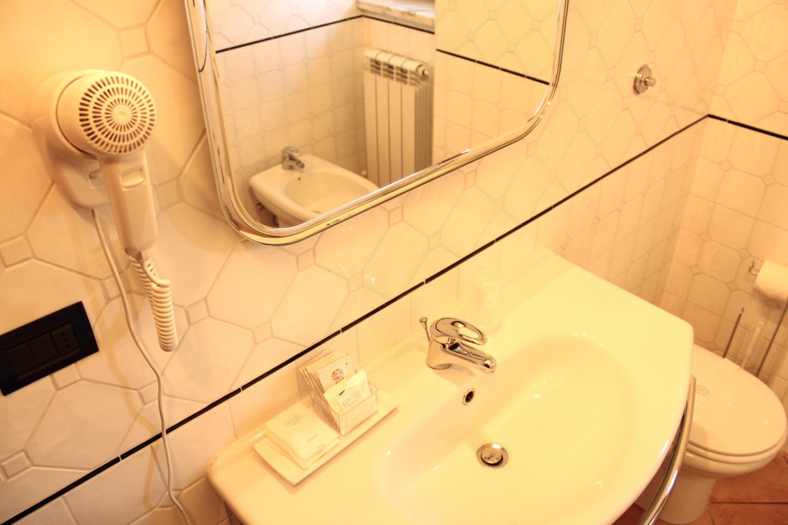 Hotel L'AQUILA 99