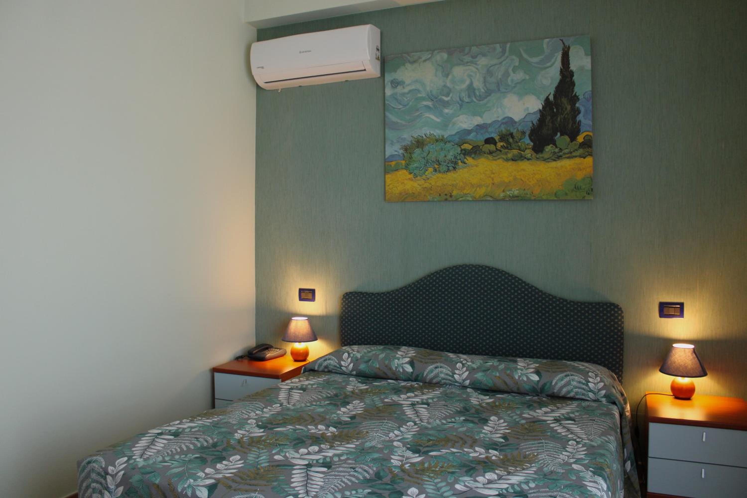 Hotel L'AQUILA 99