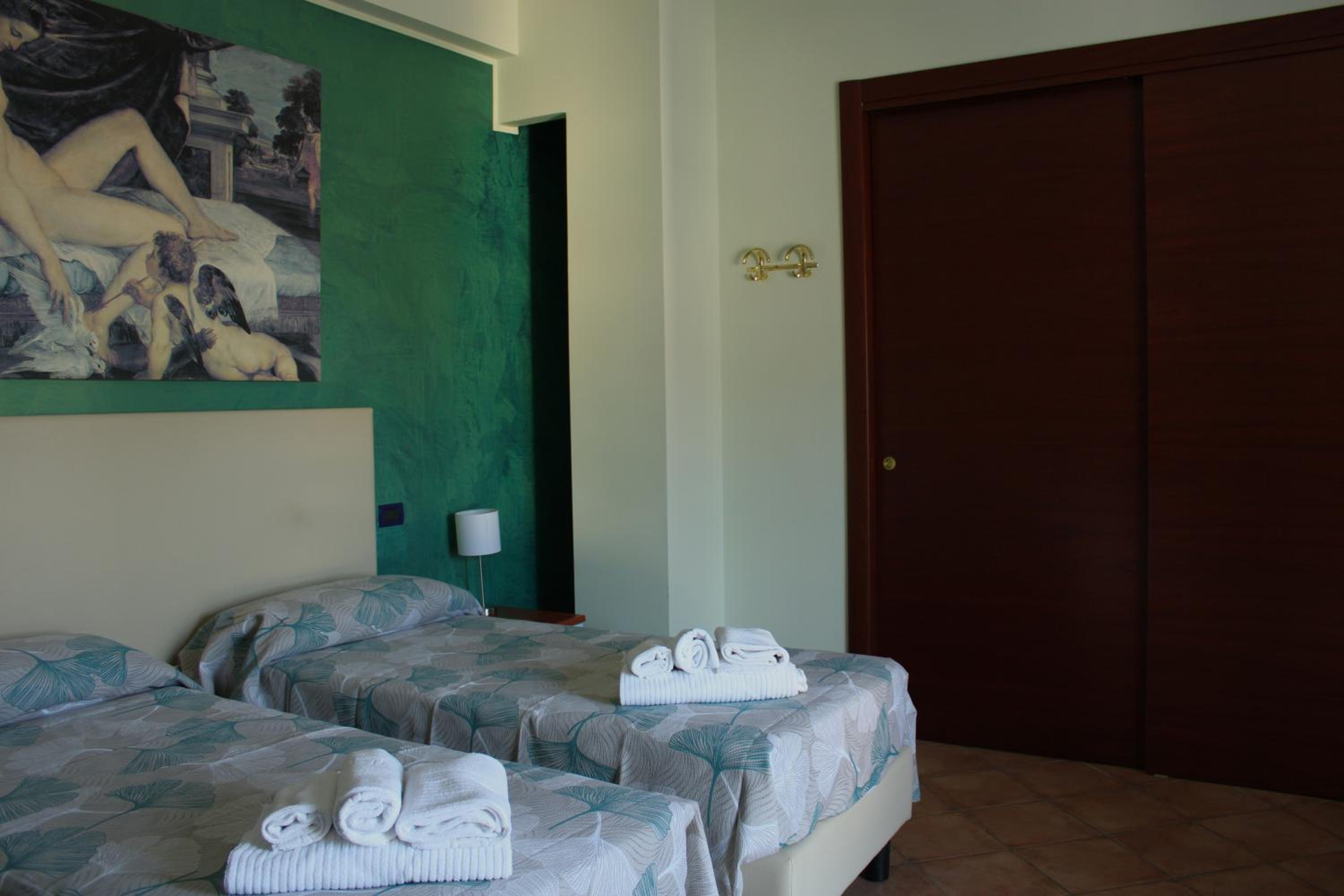 Hotel L'AQUILA 99