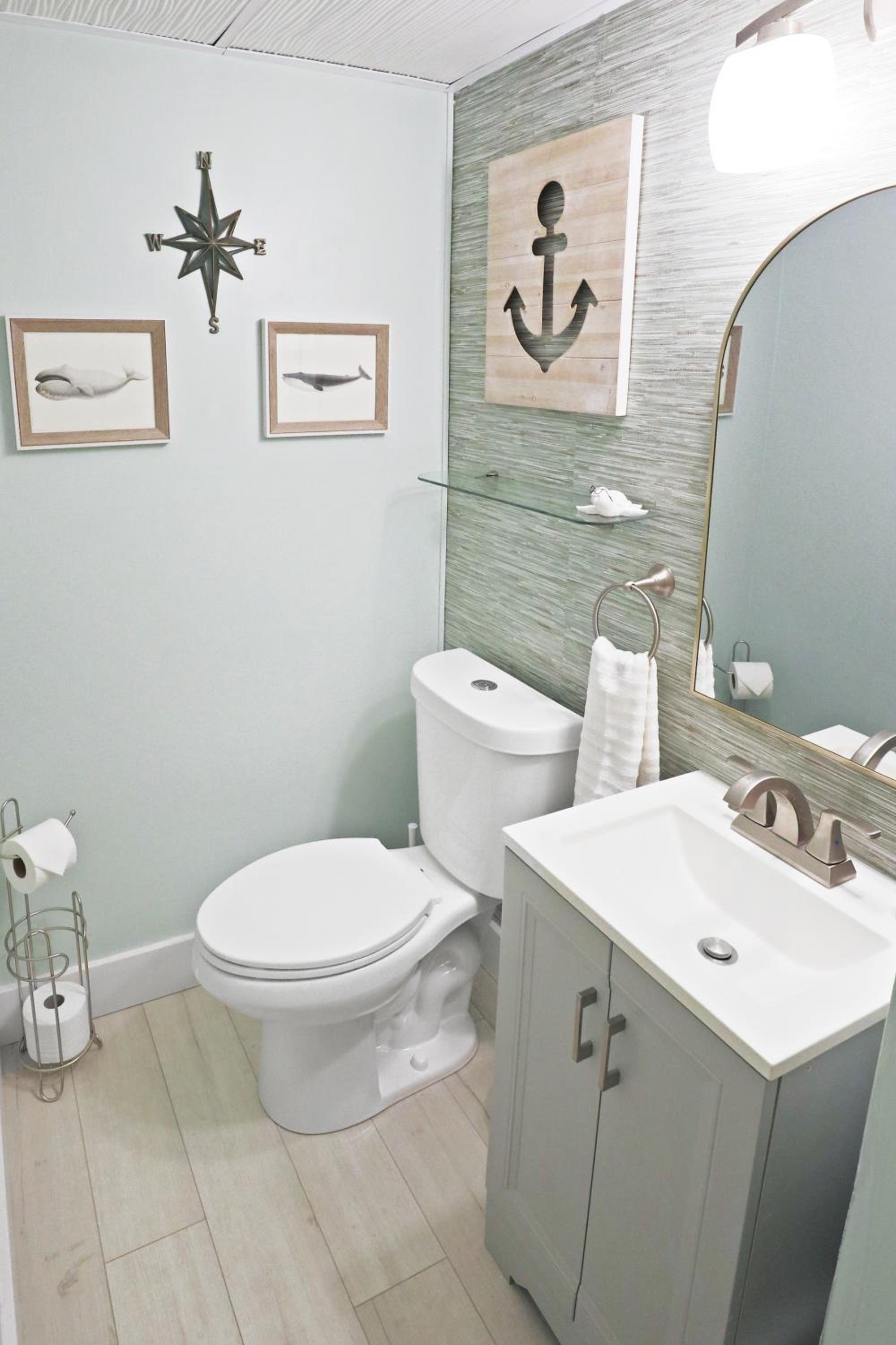 The One with Downtown Inlet Vibes - Couple's Escape - Assateague House 111