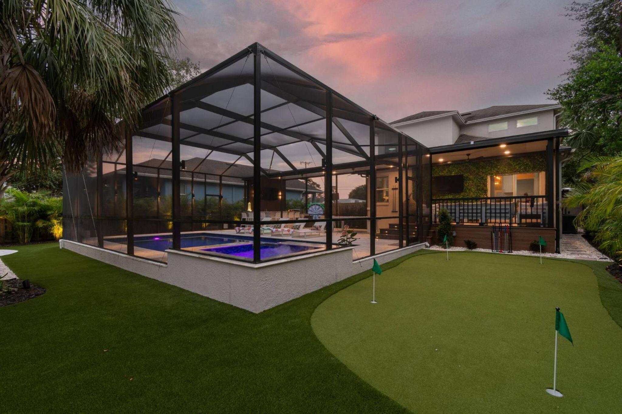 Tampa Family Fun Pool Spa Grill Mini Golf & Games
