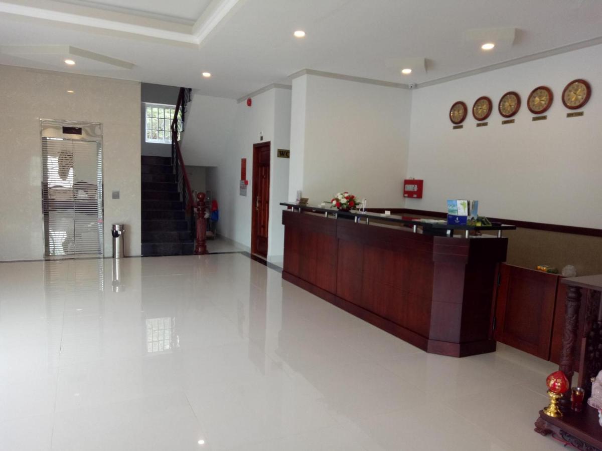 hotel reception