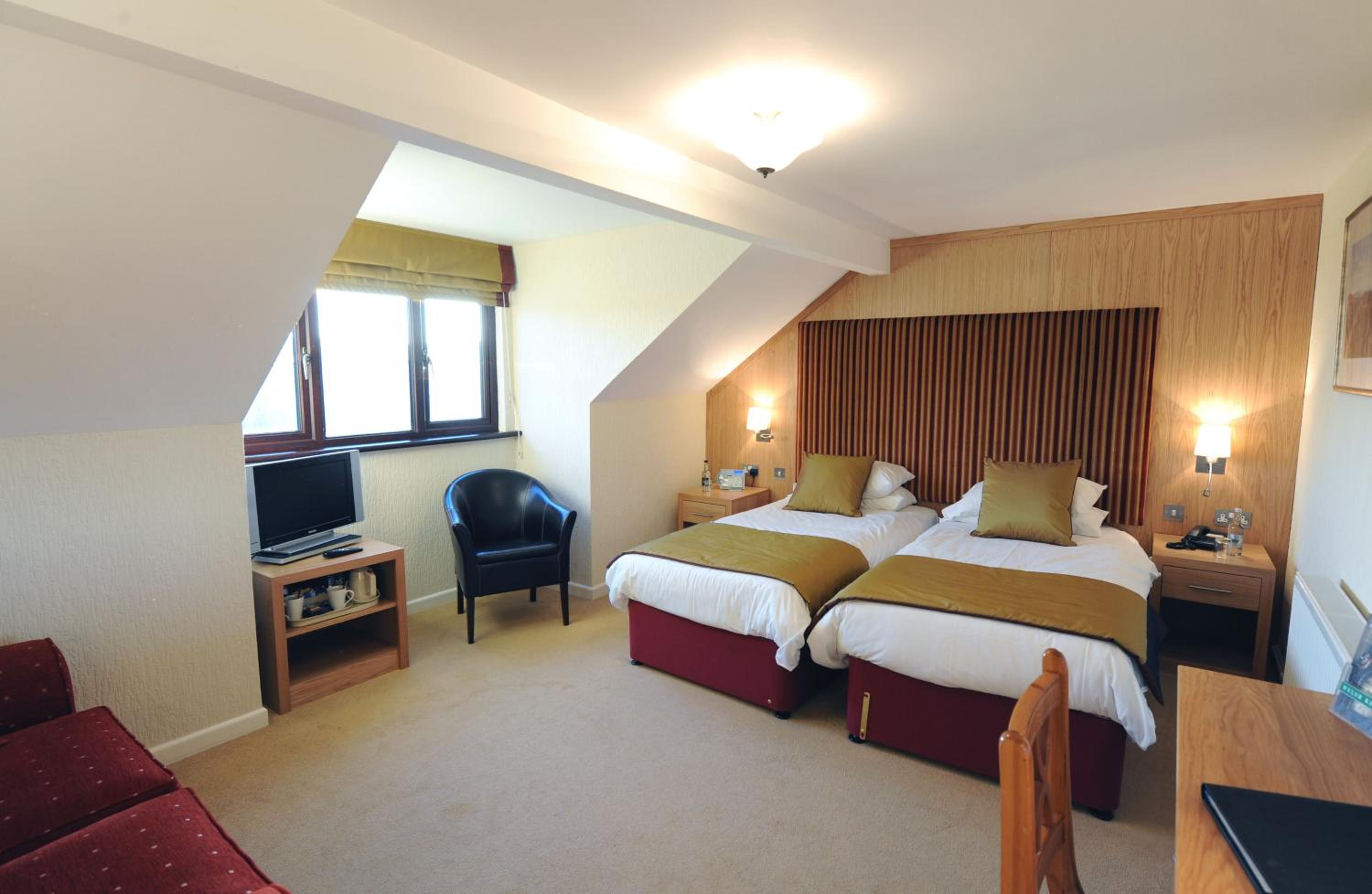 Wolfscastle Country Hotel