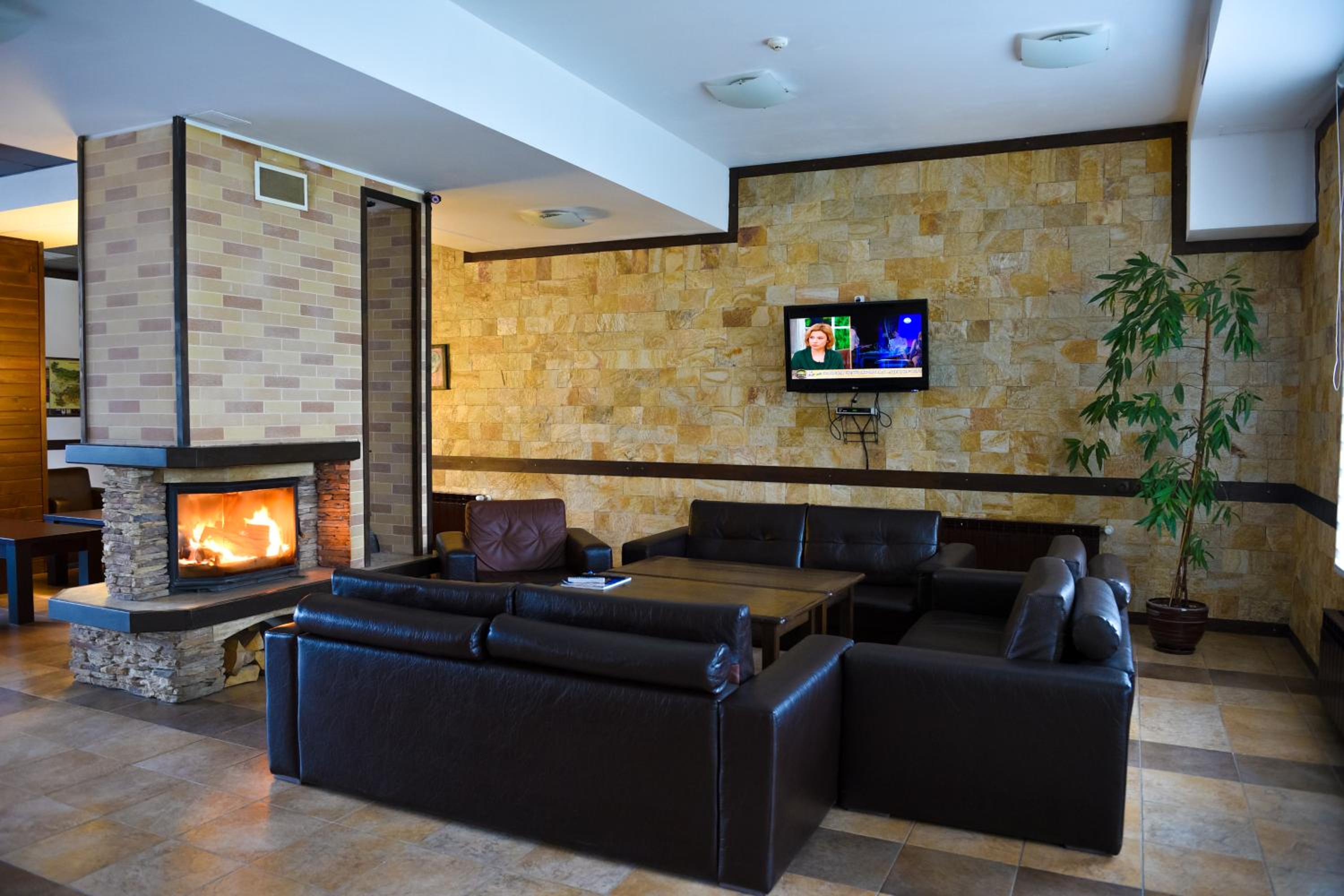 Bansko Vacations - Royal Bansko - Half Board Plus All Inclusive Light - Hot Pool Jacuzzis - Property Image 34
