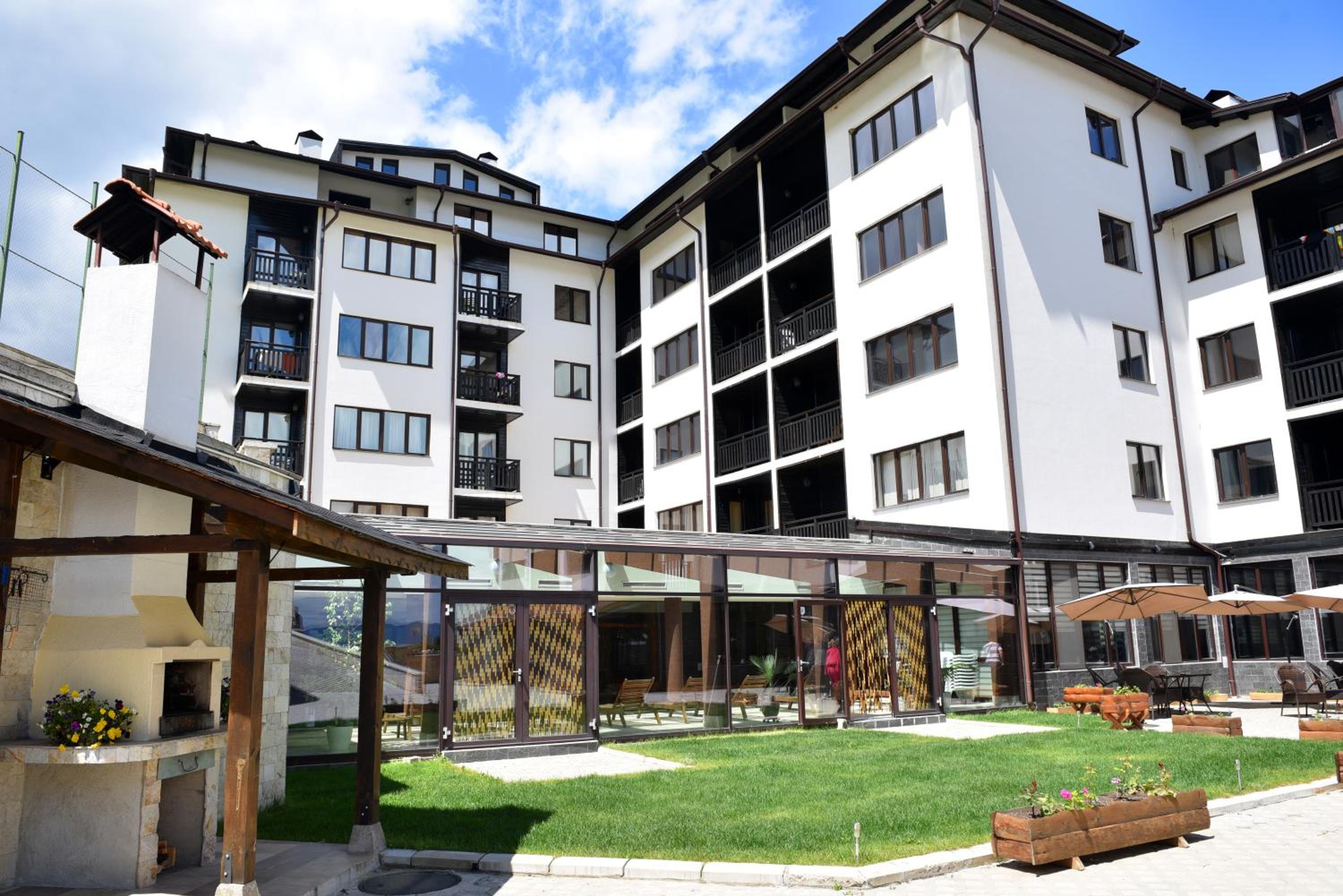 Bansko Vacations - Royal Bansko - Half Board Plus All Inclusive Light - Hot Pool Jacuzzis - Property Image 85
