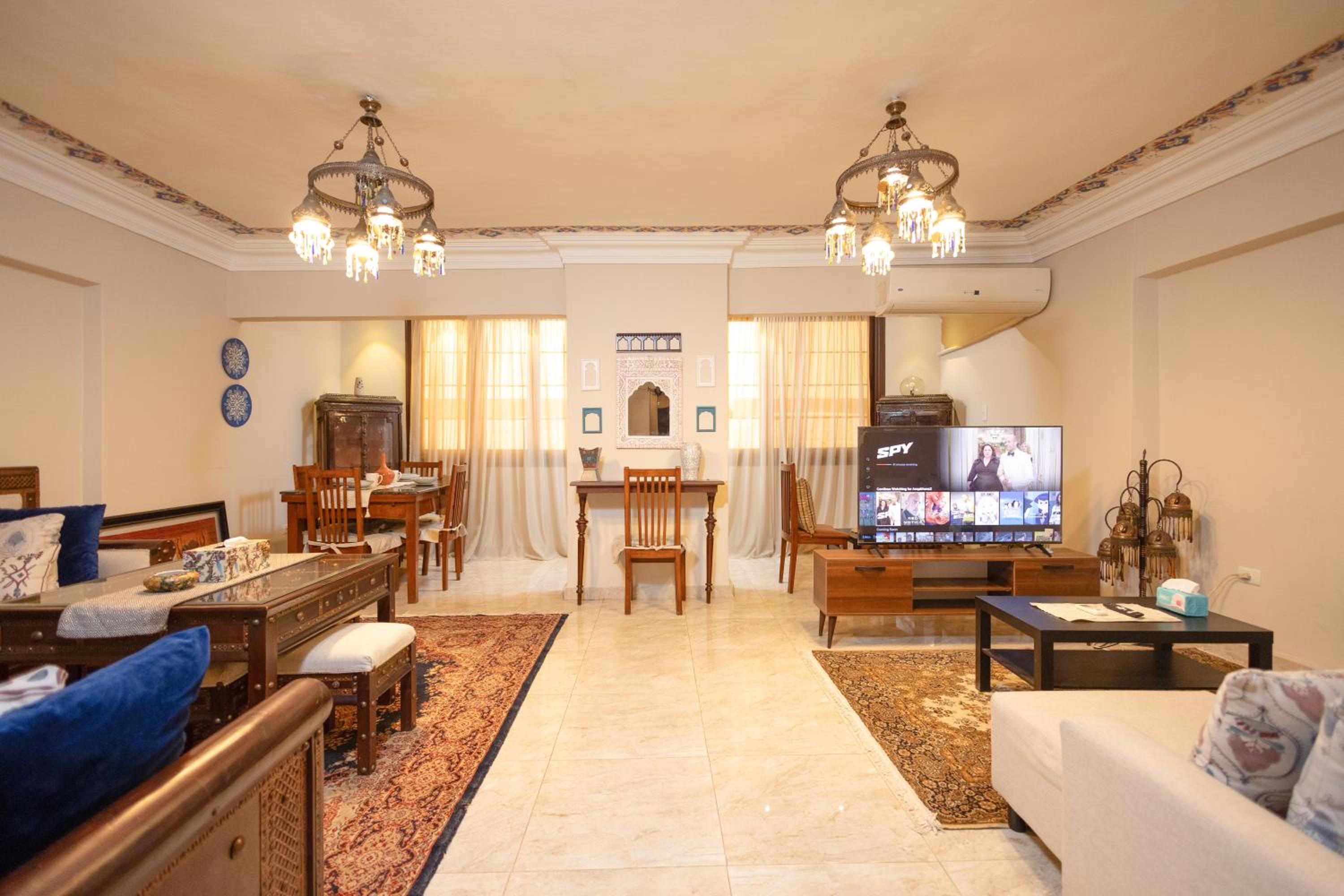Cozy Dokki khan DownTowen