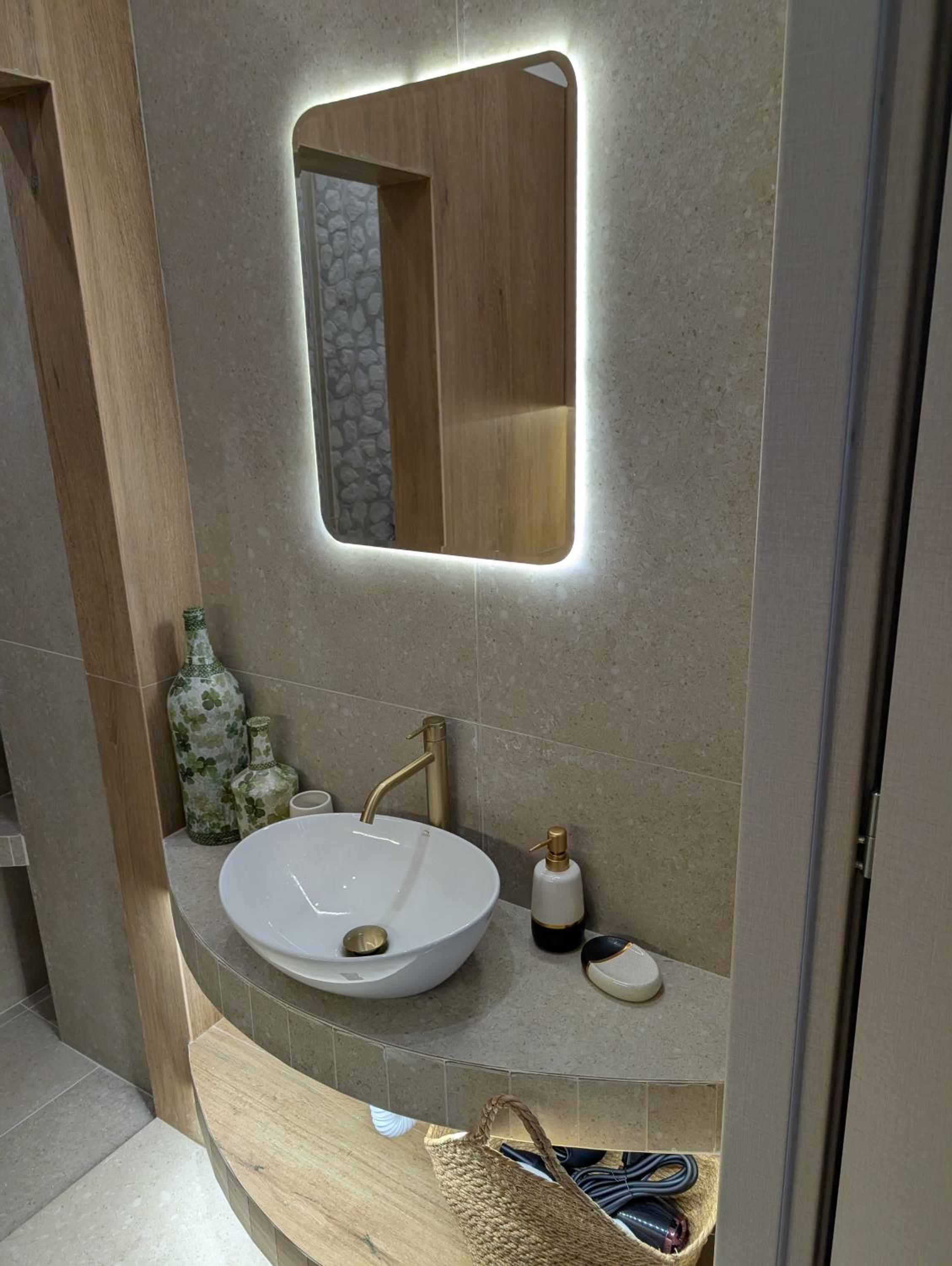 Eriad Patras - Calm Luxury Stay In The City Centre