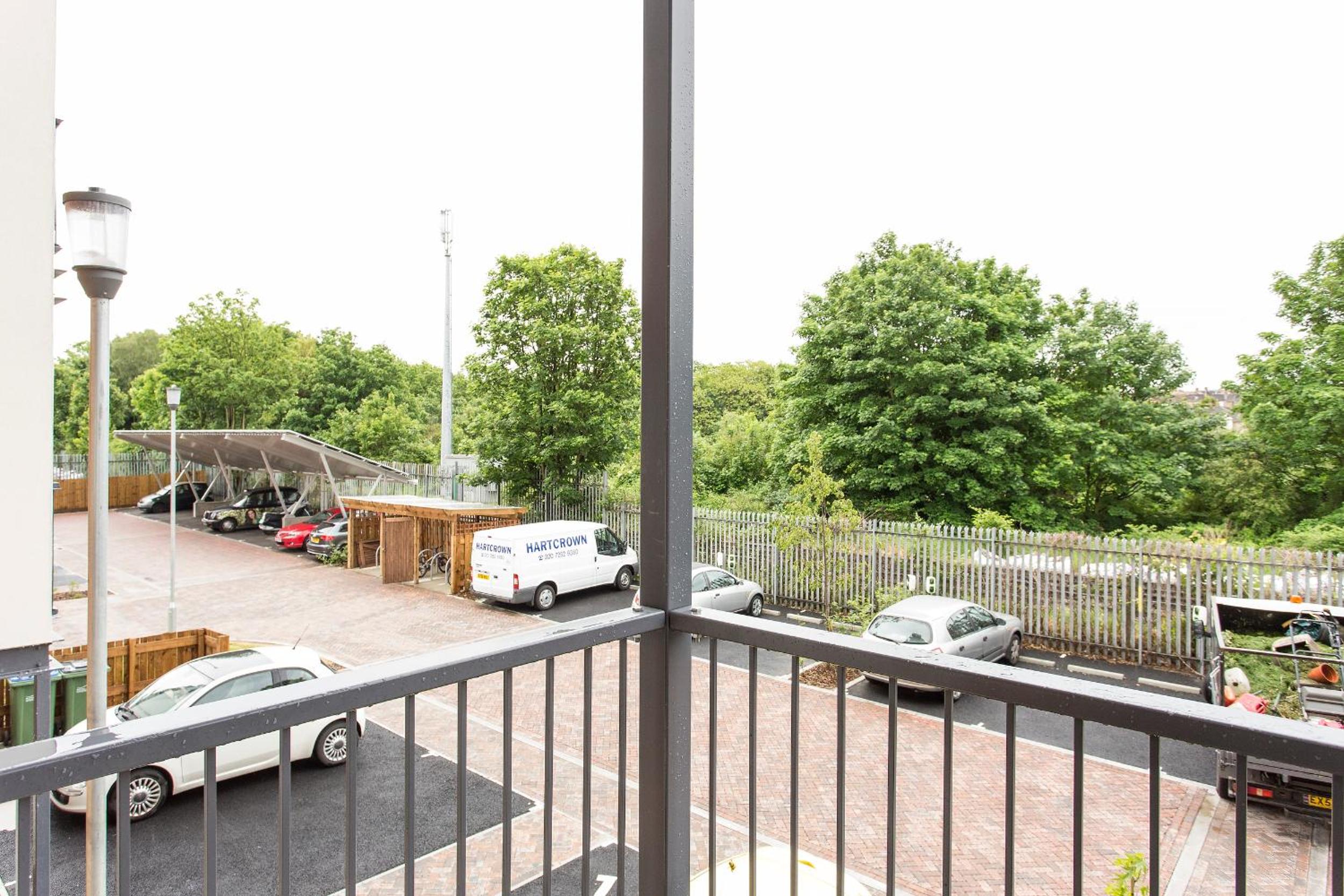 balcony