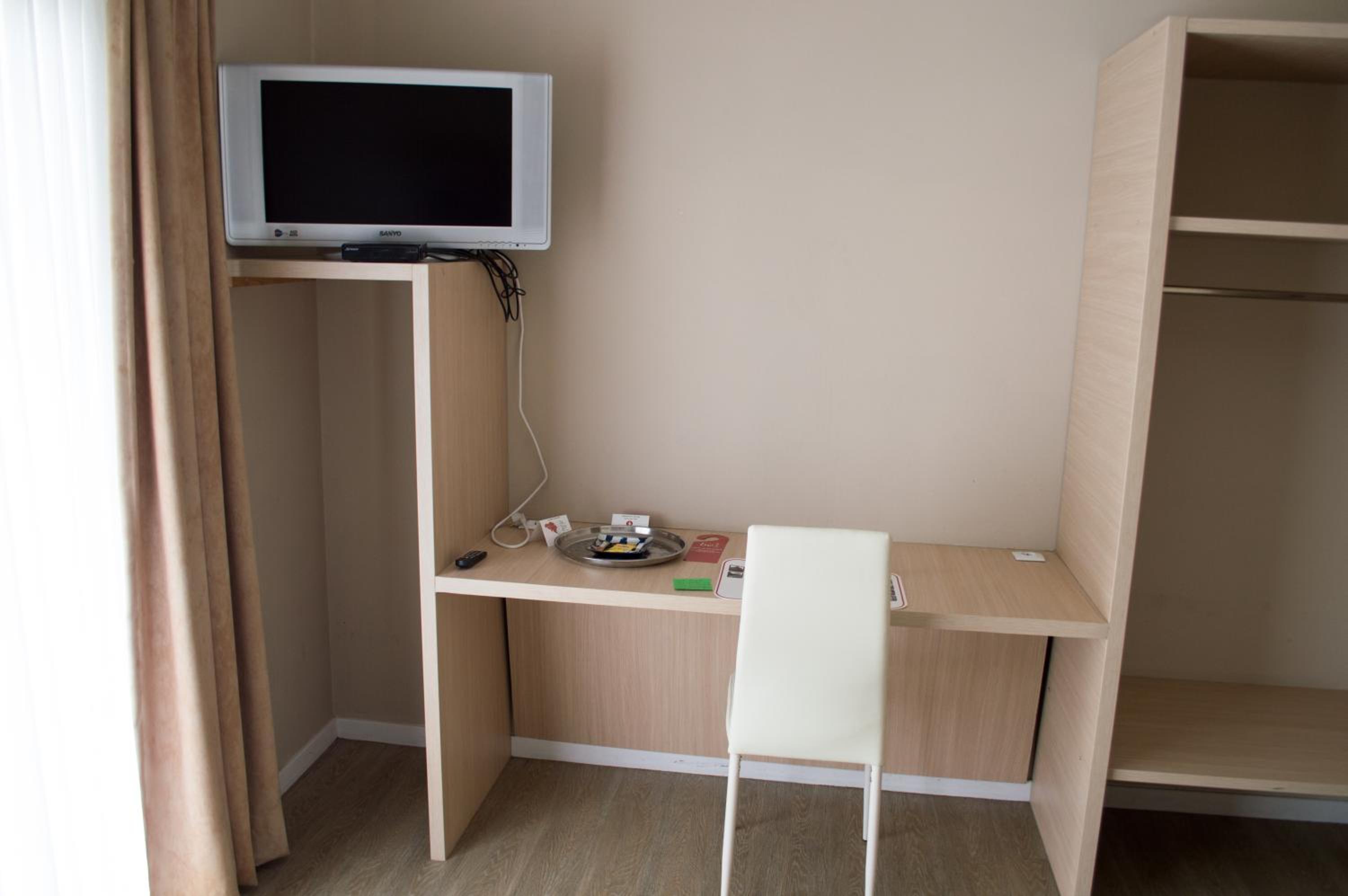Photo 51