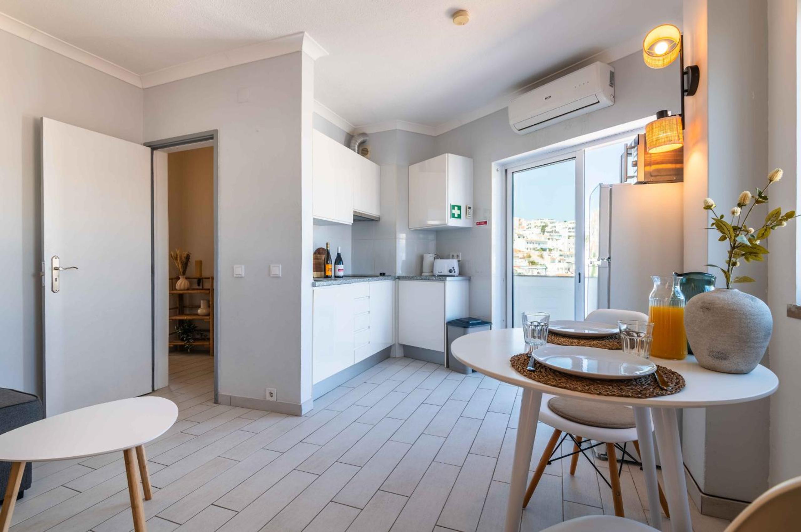 Downtown Rooftop 1 Bedroom Apartment