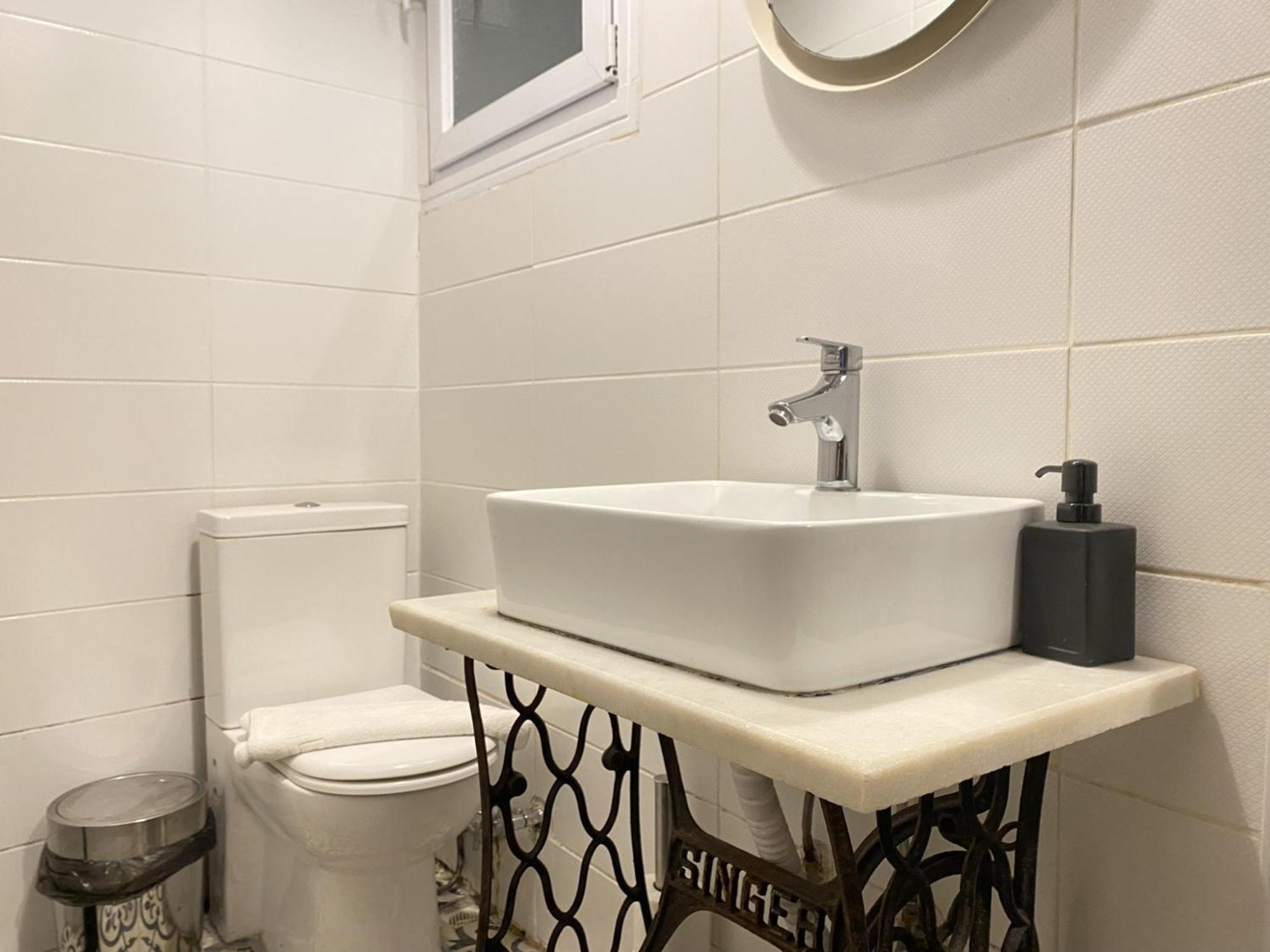 Authentic Beyoğlu Flat 2BR w Brick Walls Vint