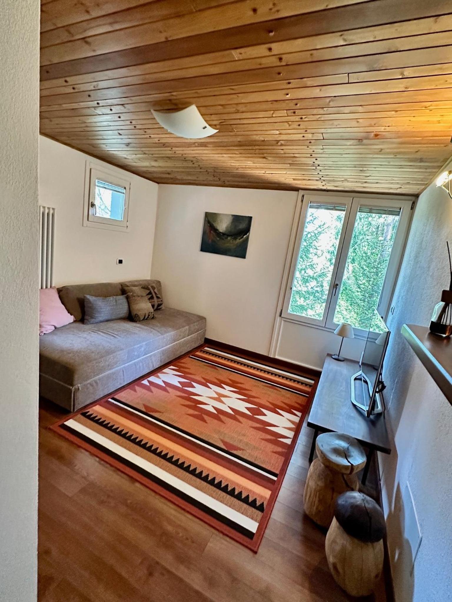 Ca'Mugo, a chalet in the magic woods, near Cortina