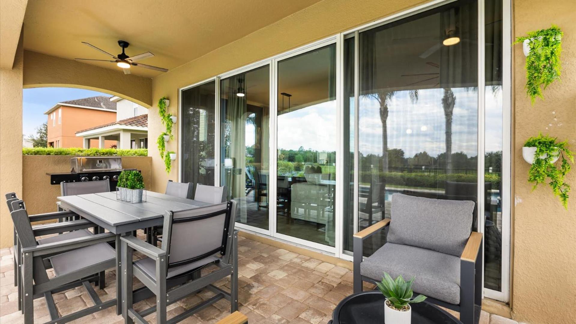 Upstay Spacious 5BR Villa Private Pool and Hot Tub