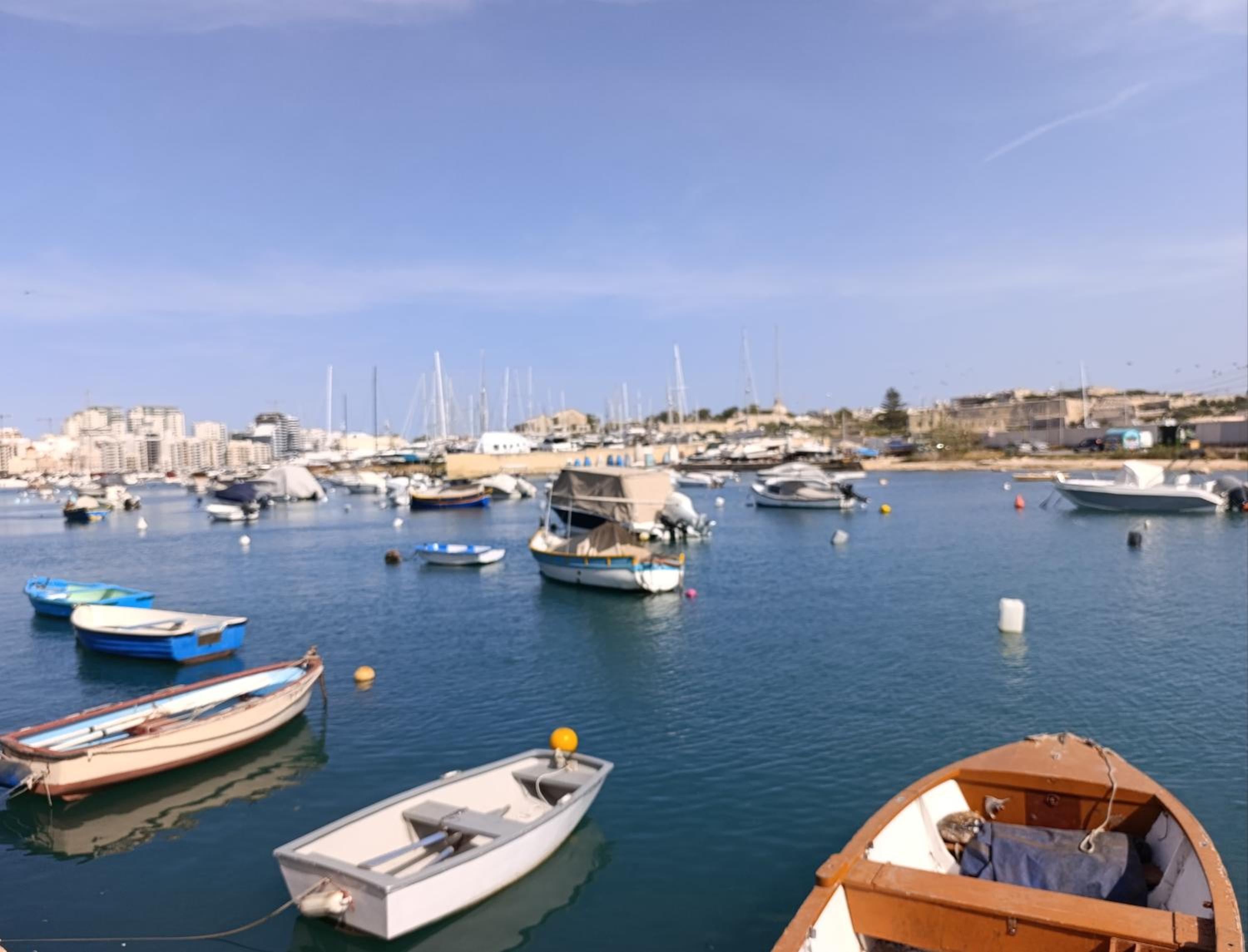 Modern Penthouse with 2 Bedroom & 2 Terraces by Seafront Walk