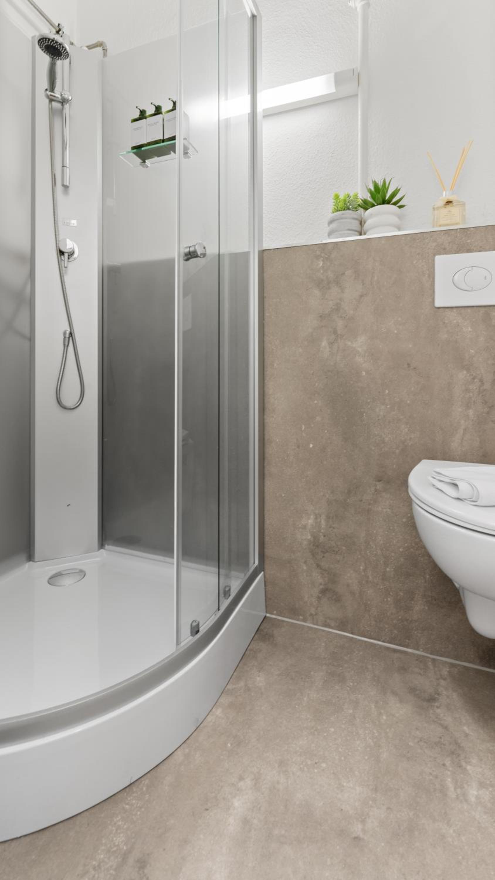 Design Suite - Sauna & zentral - 75 QM