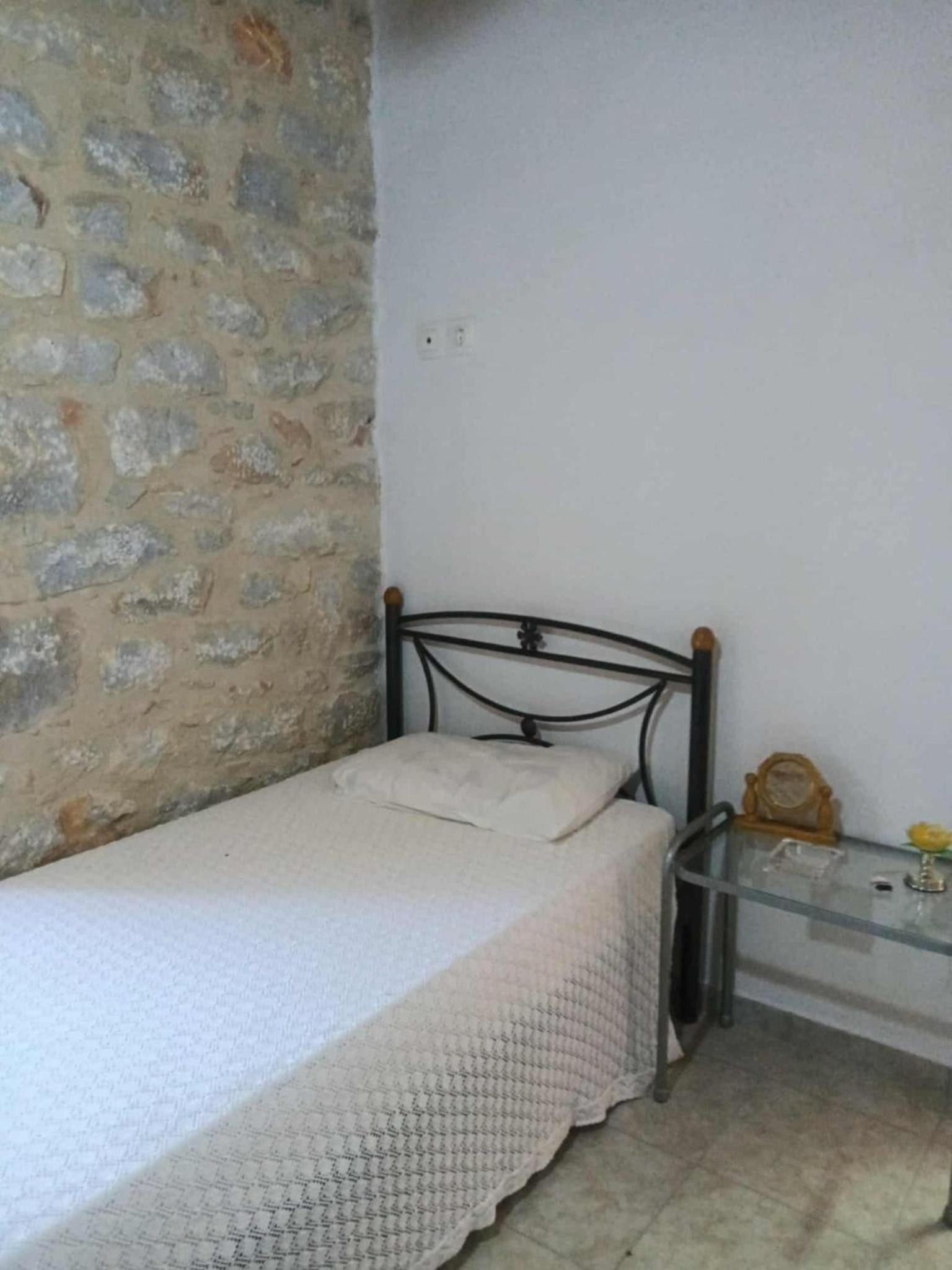 Πετροχτιστο Ρηνιω