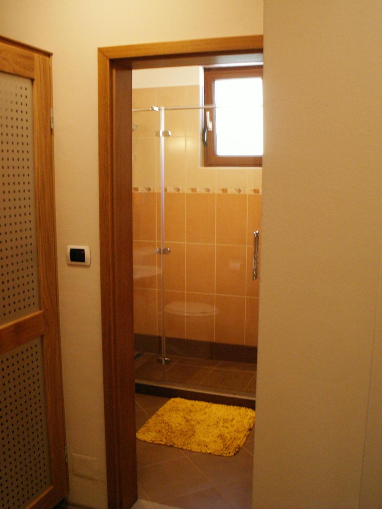 Photo 34