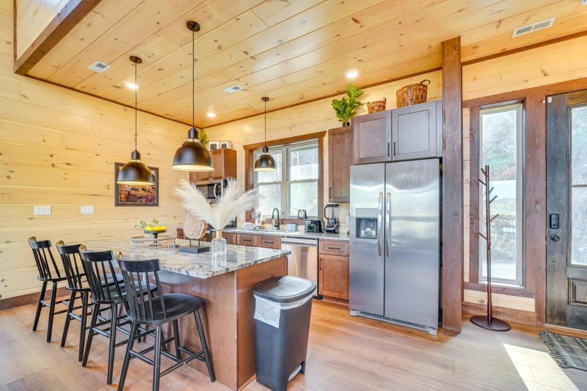 Lakeside Bear Lodge