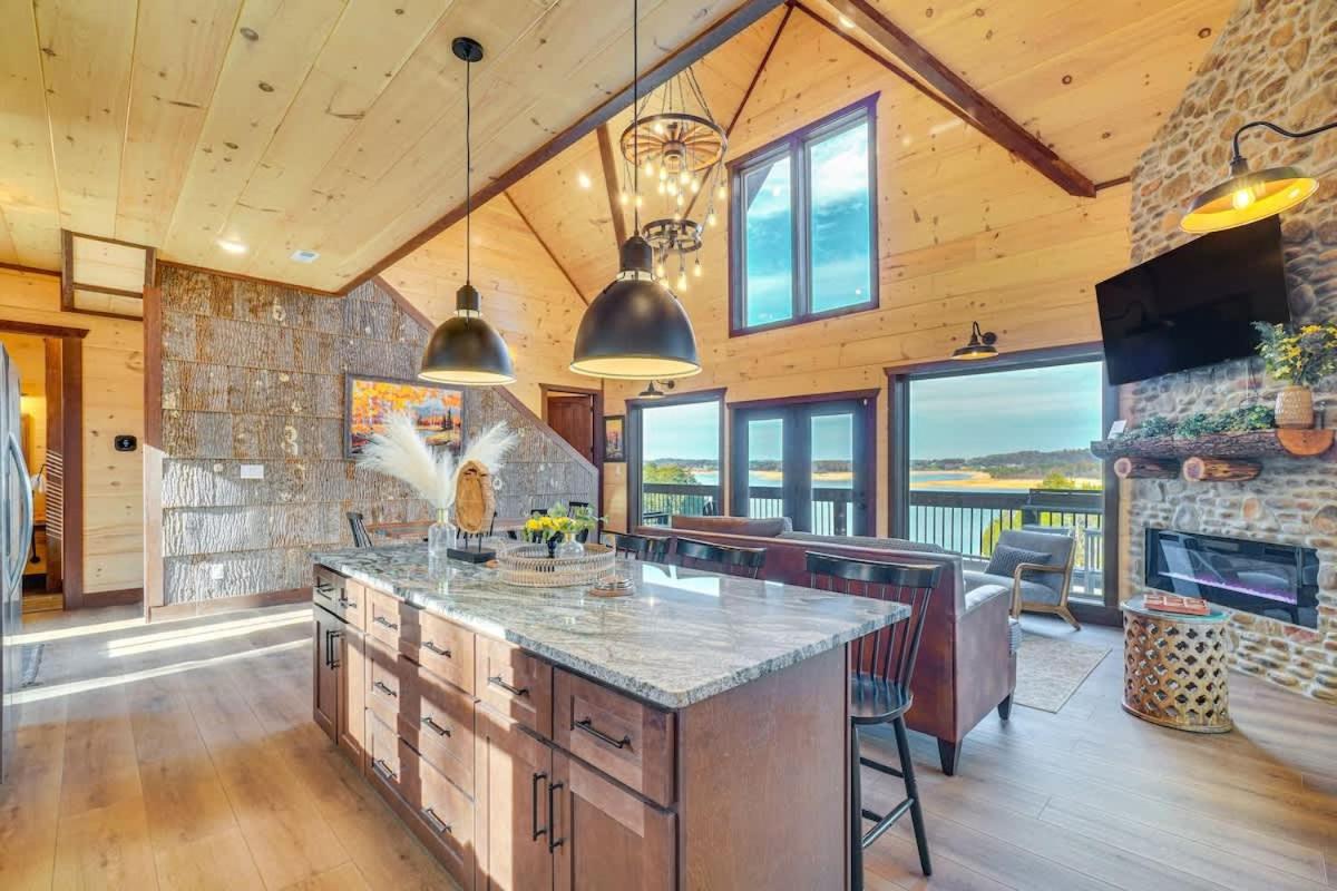 Lakeside Bear Lodge